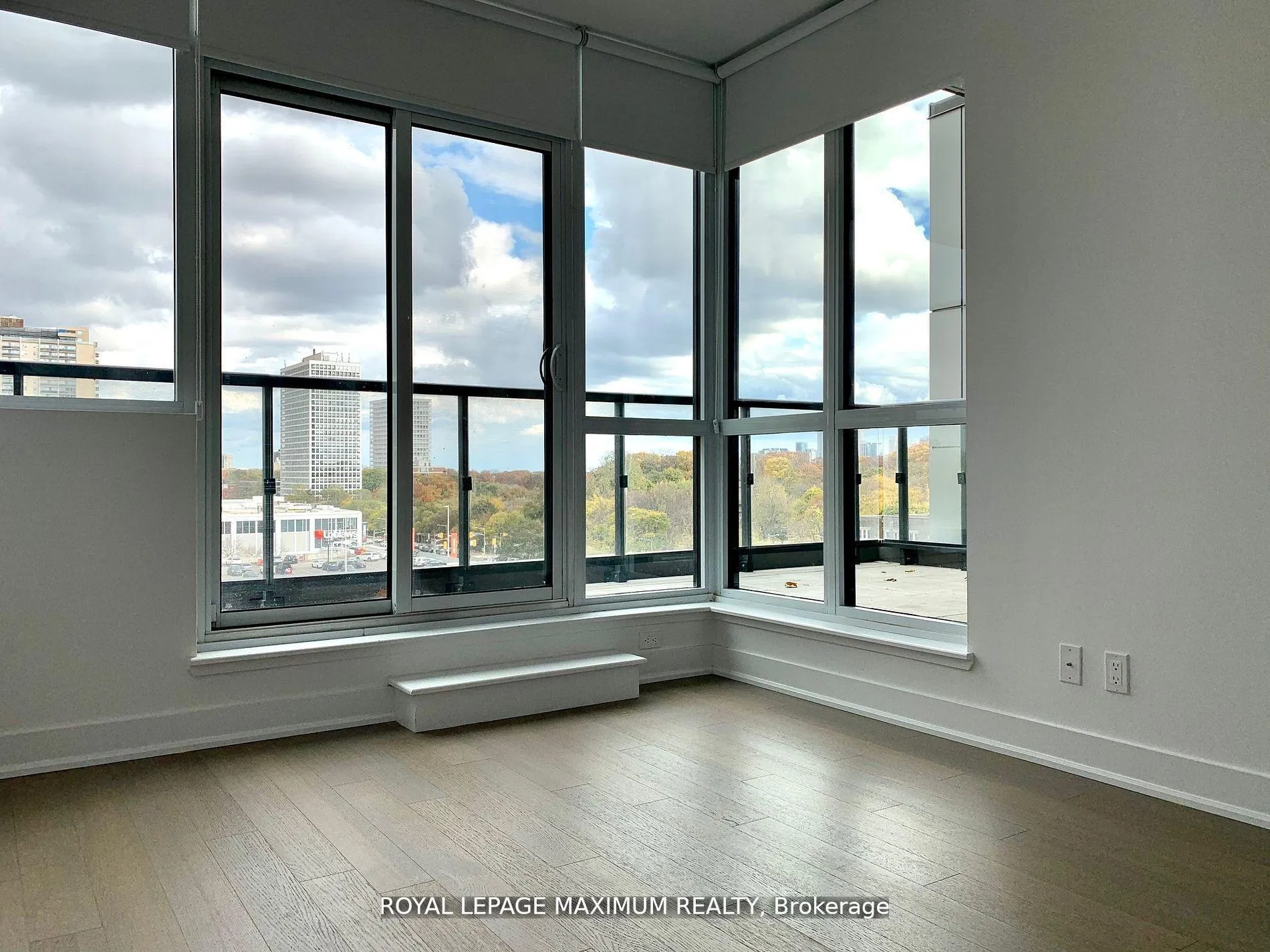 Photo 12 of Unit 502, 1486 Bathurst Street, Toronto, Humewood-Cedarvale — HOMEH