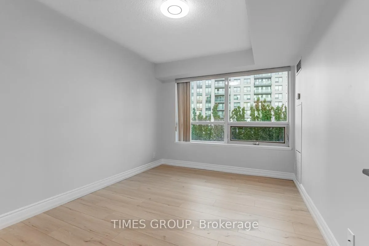 Photo 10 of Unit 306, 32 Clegg Road, Markham, Unionville — HOMEH