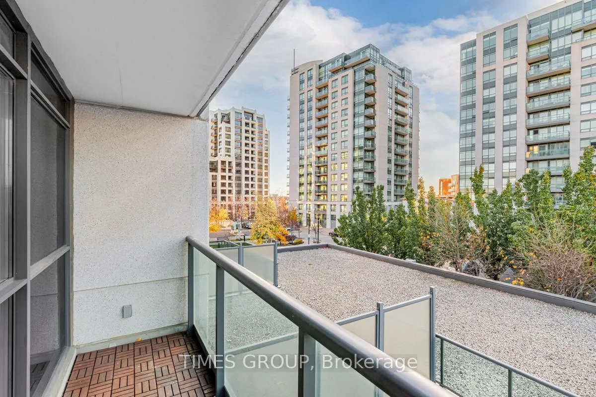 Photo 13 of Unit 306, 32 Clegg Road, Markham, Unionville — HOMEH