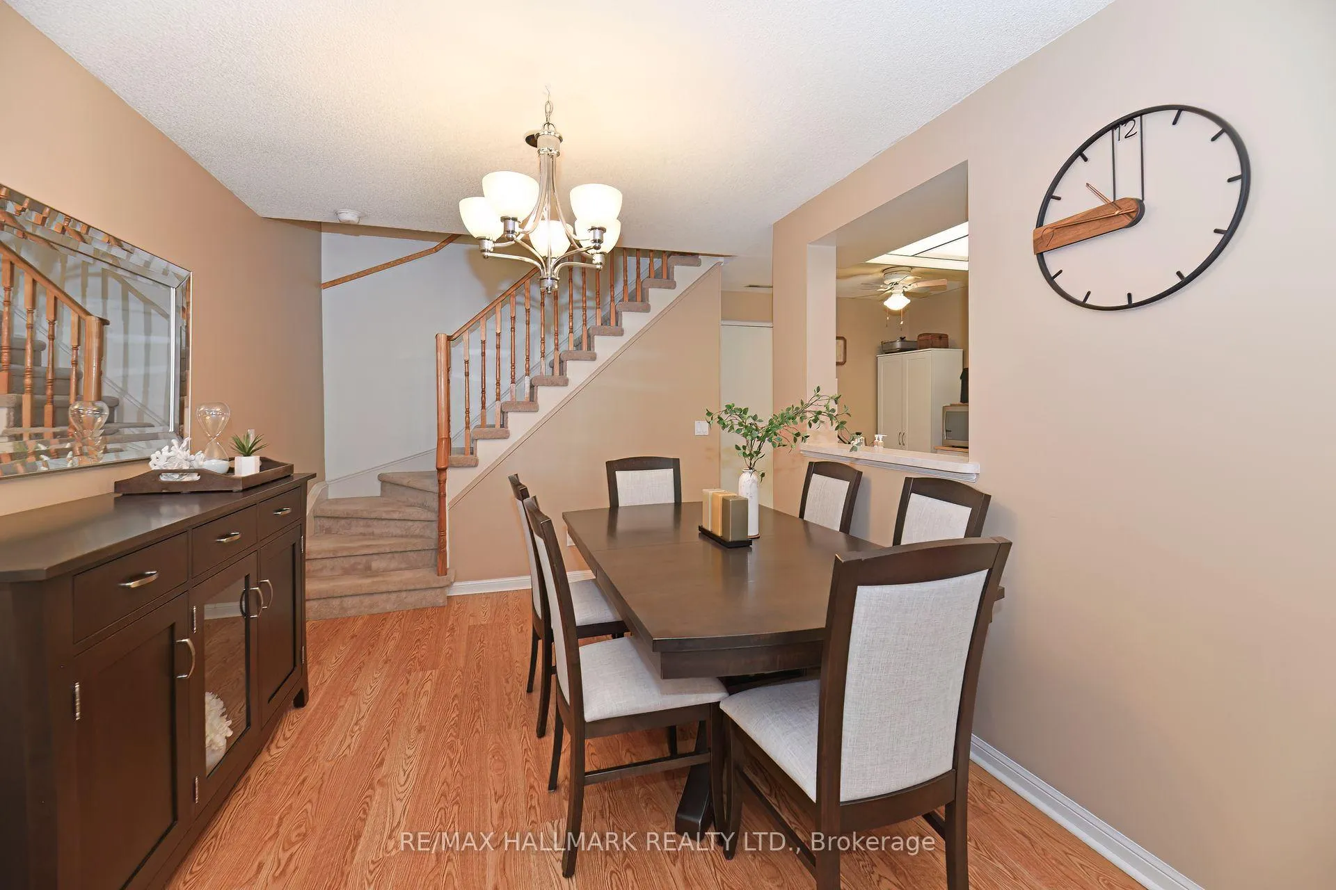 Photo 5 of Unit 826, 1400 The Esplanade N, Pickering, Town Centre — HOMEH