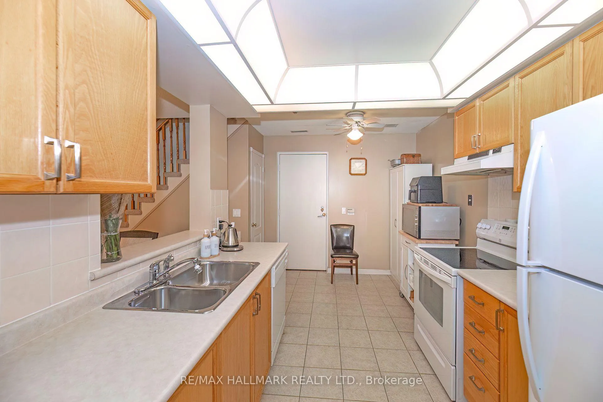 Photo 7 of Unit 826, 1400 The Esplanade N, Pickering, Town Centre — HOMEH