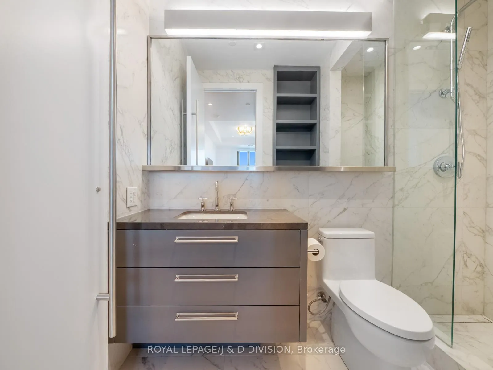 Photo 22 of Unit 707, 1 Strathgowan Avenue, Toronto, Lawrence Park South — HOMEH