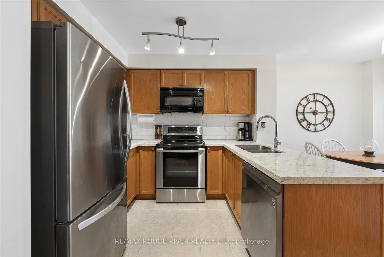 Photo 9 of 88 Keywood Street, Ajax, South East — HOMEH