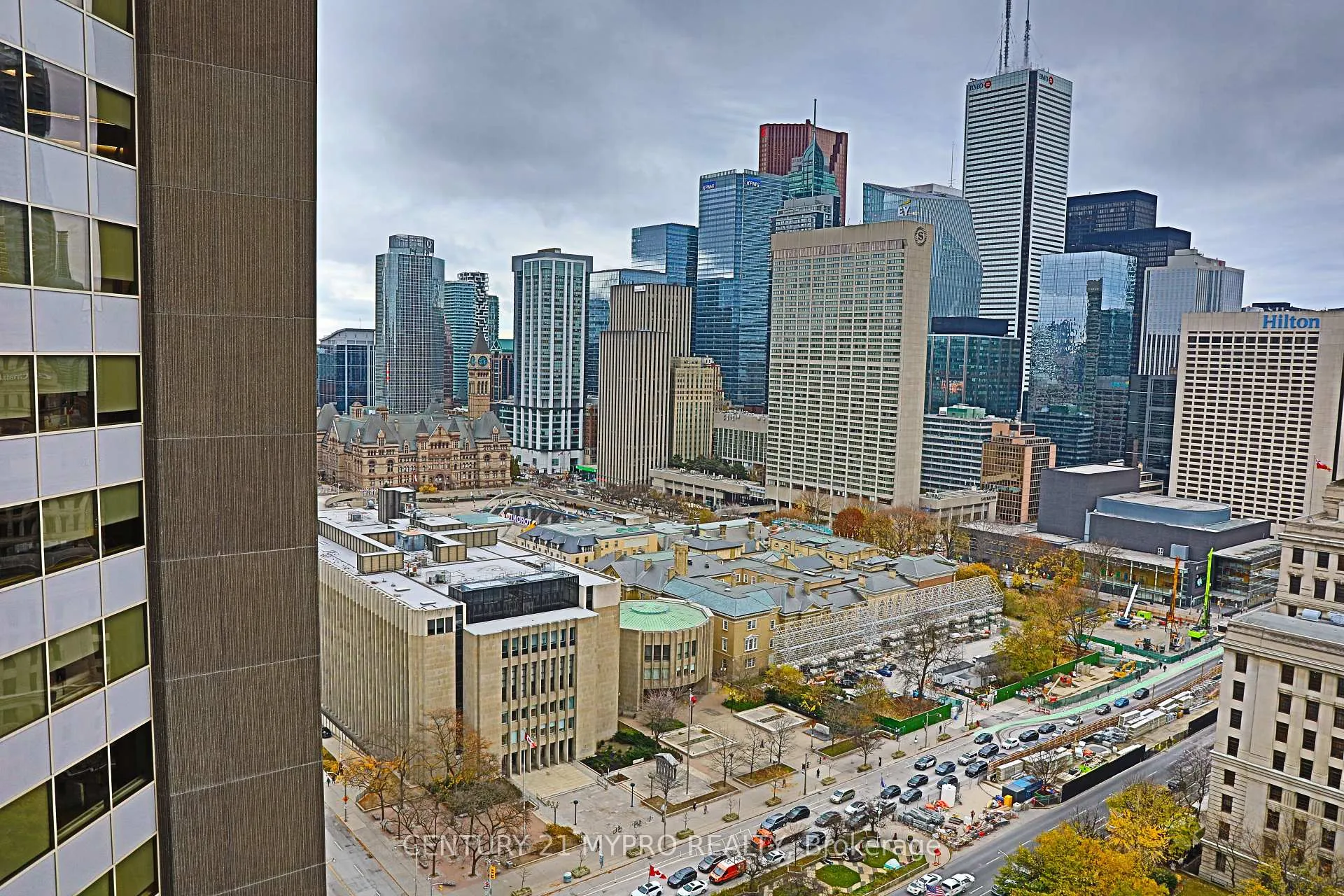 Photo 8 of Unit 2213, 230 Simcoe Street, Toronto, Kensington-Chinatown — HOMEH