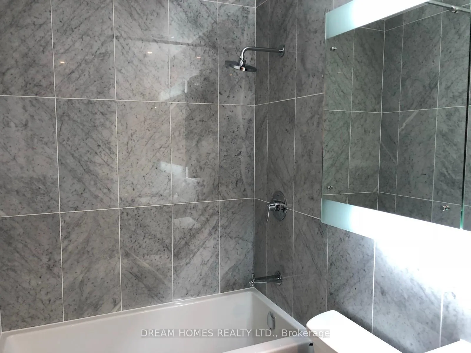 Photo 7 of Unit 2102, 80 Queens Wharf Road, Toronto, Waterfront Communities — HOMEH