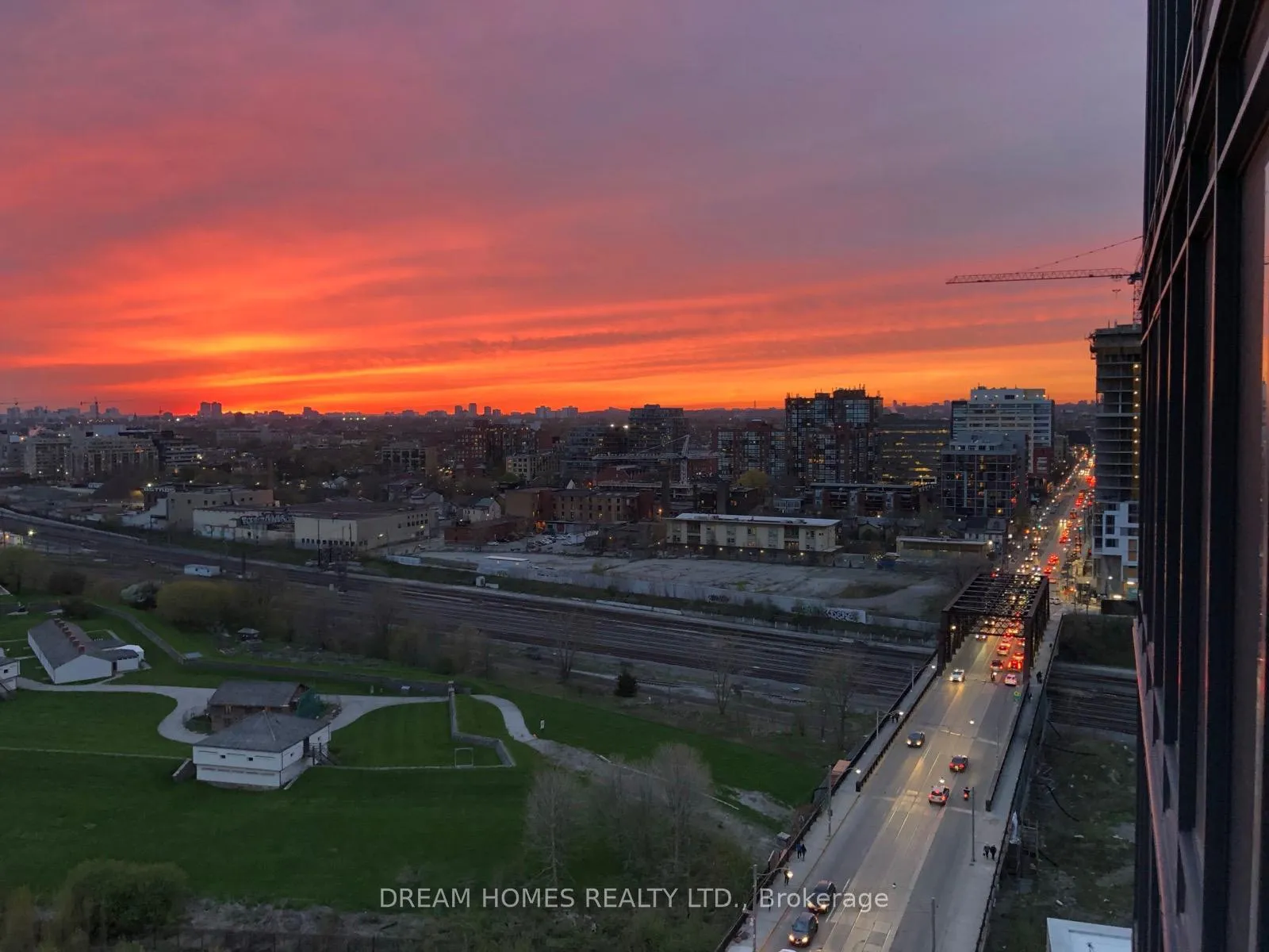 Photo 16 of Unit 2102, 80 Queens Wharf Road, Toronto, Waterfront Communities — HOMEH