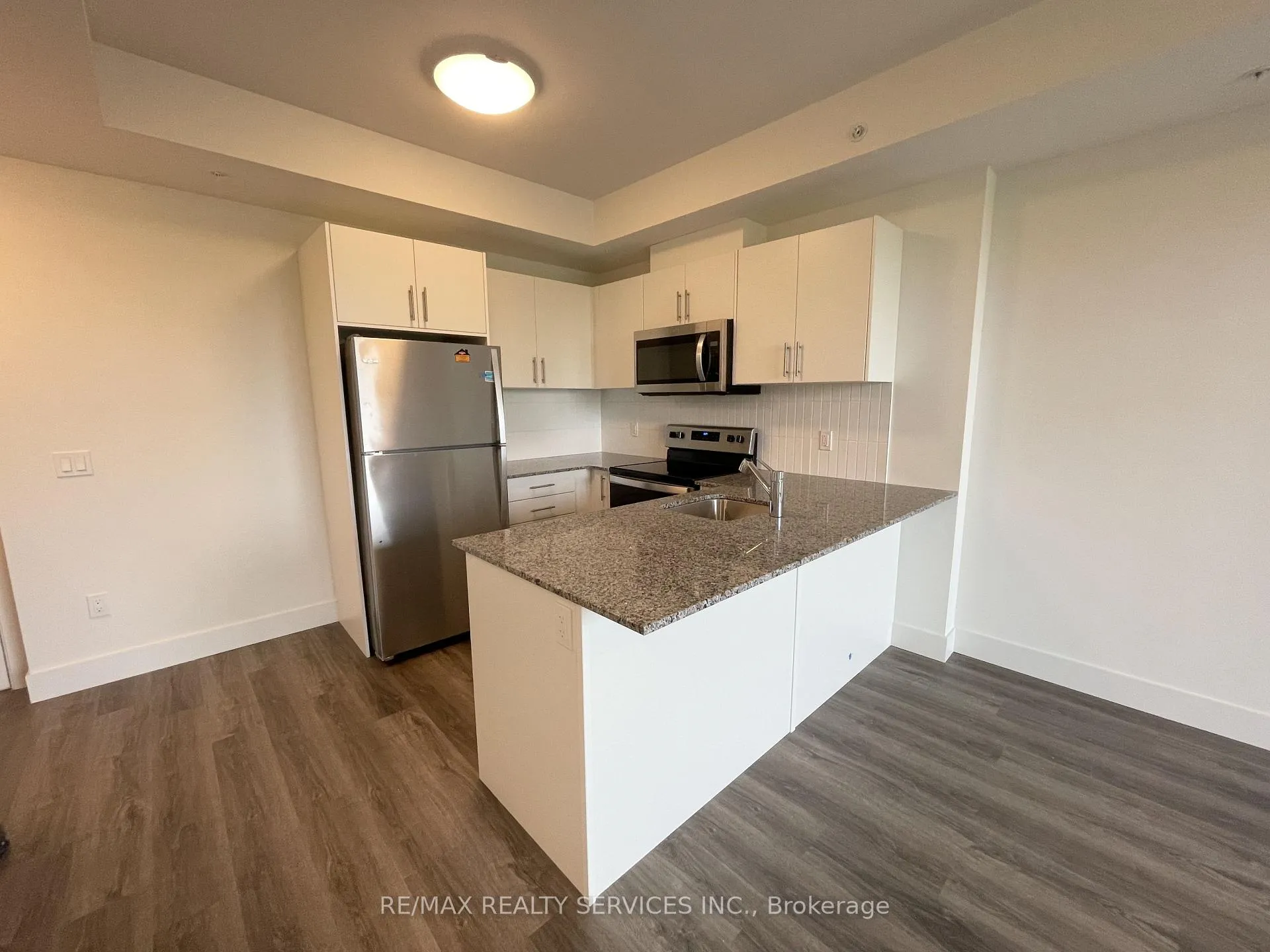Photo 3 of Unit 408, 103 Roger Street, Waterloo, Uptown Waterloo — HOMEH