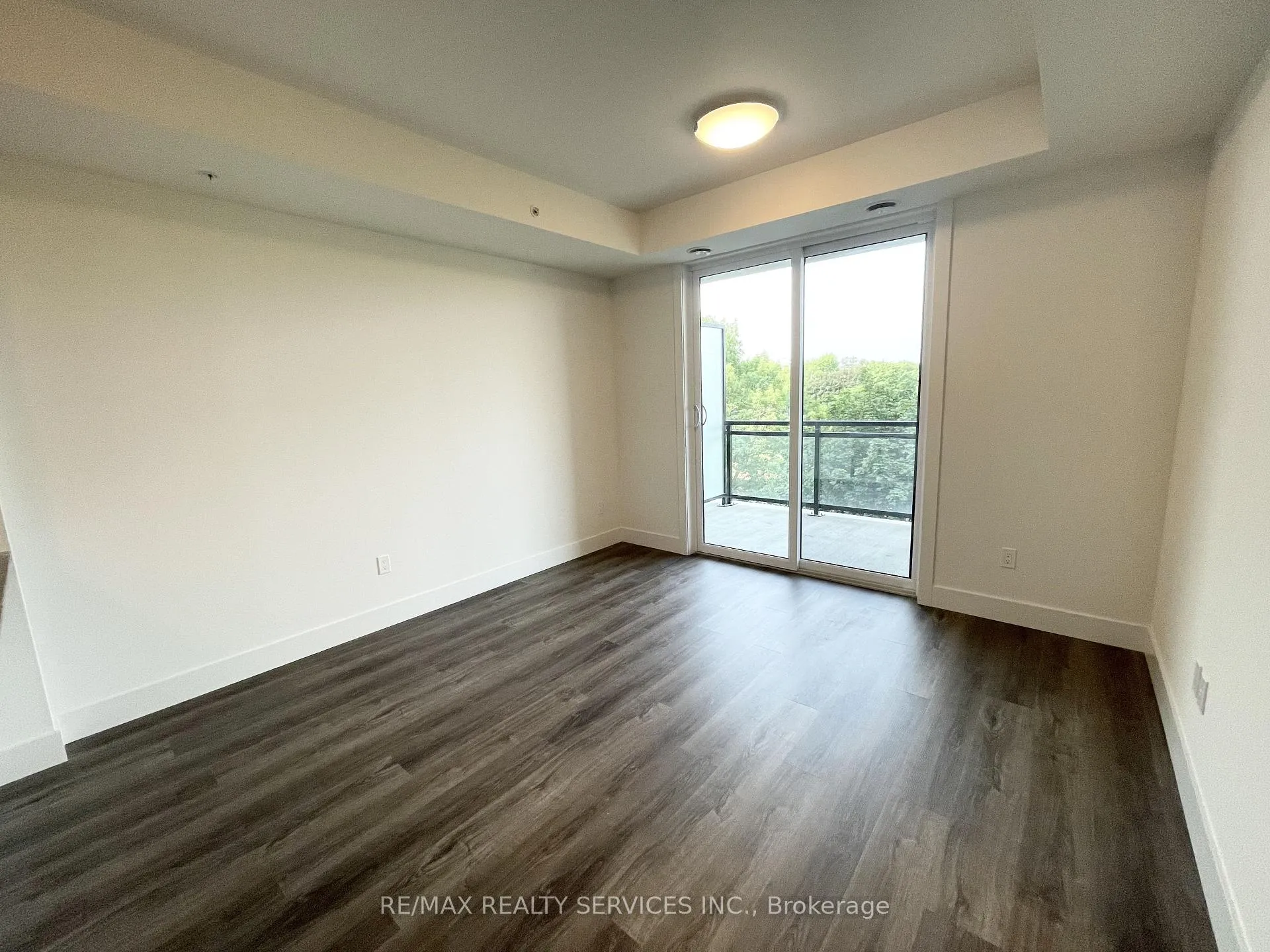 Photo 5 of Unit 408, 103 Roger Street, Waterloo, Uptown Waterloo — HOMEH