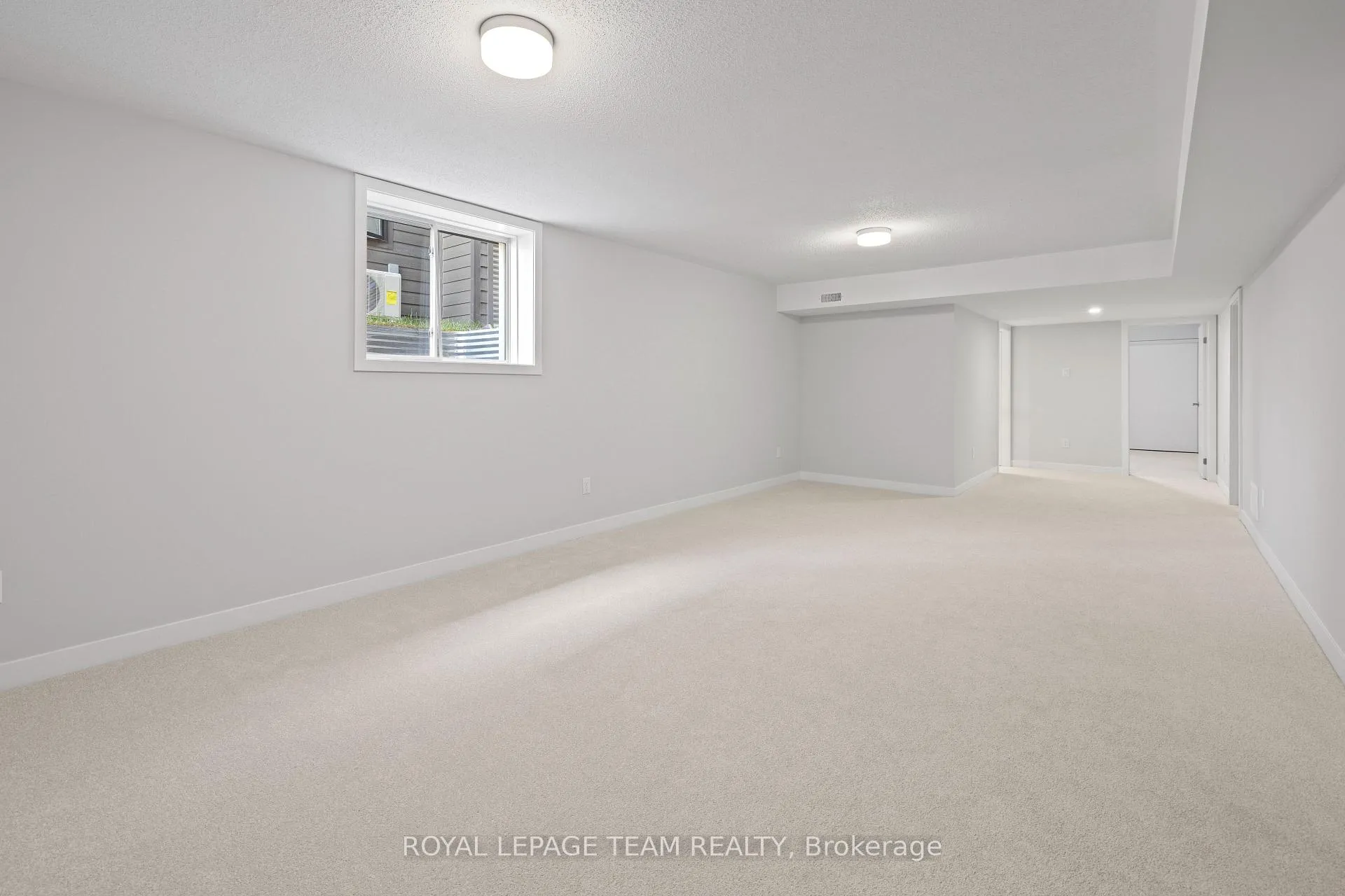Photo 15 of 808 Parnian Private, Ottawa, Barrhaven - Half Moon Bay — HOMEH