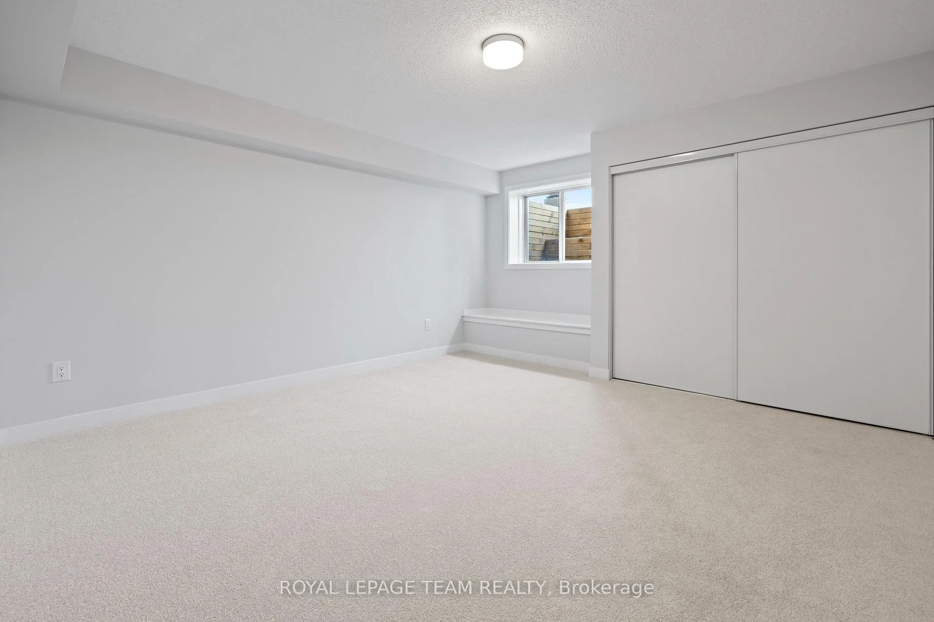Photo 16 of 808 Parnian Private, Ottawa, Barrhaven - Half Moon Bay — HOMEH