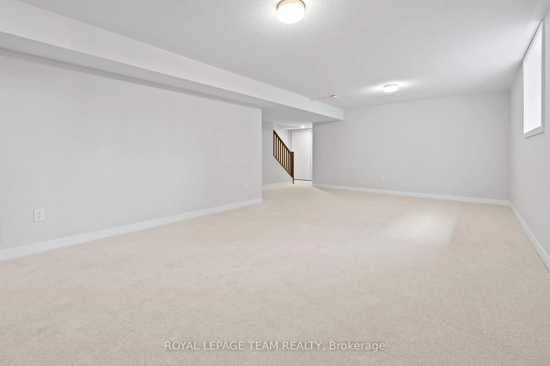 Photo 18 of 808 Parnian Private, Ottawa, Barrhaven - Half Moon Bay — HOMEH