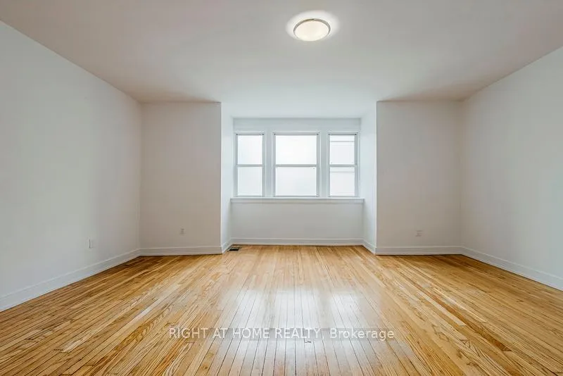 Photo 10 of Unit R, 723 Bloor Street, Toronto, Palmerston-Little Italy — HOMEH
