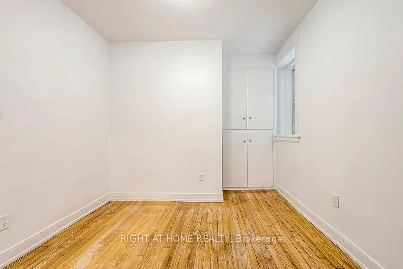 Photo 11 of Unit R, 723 Bloor Street, Toronto, Palmerston-Little Italy — HOMEH