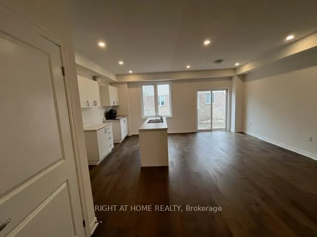 Photo 13 of 17 Linden Park Lane, Hamilton, Hill Park — HOMEH