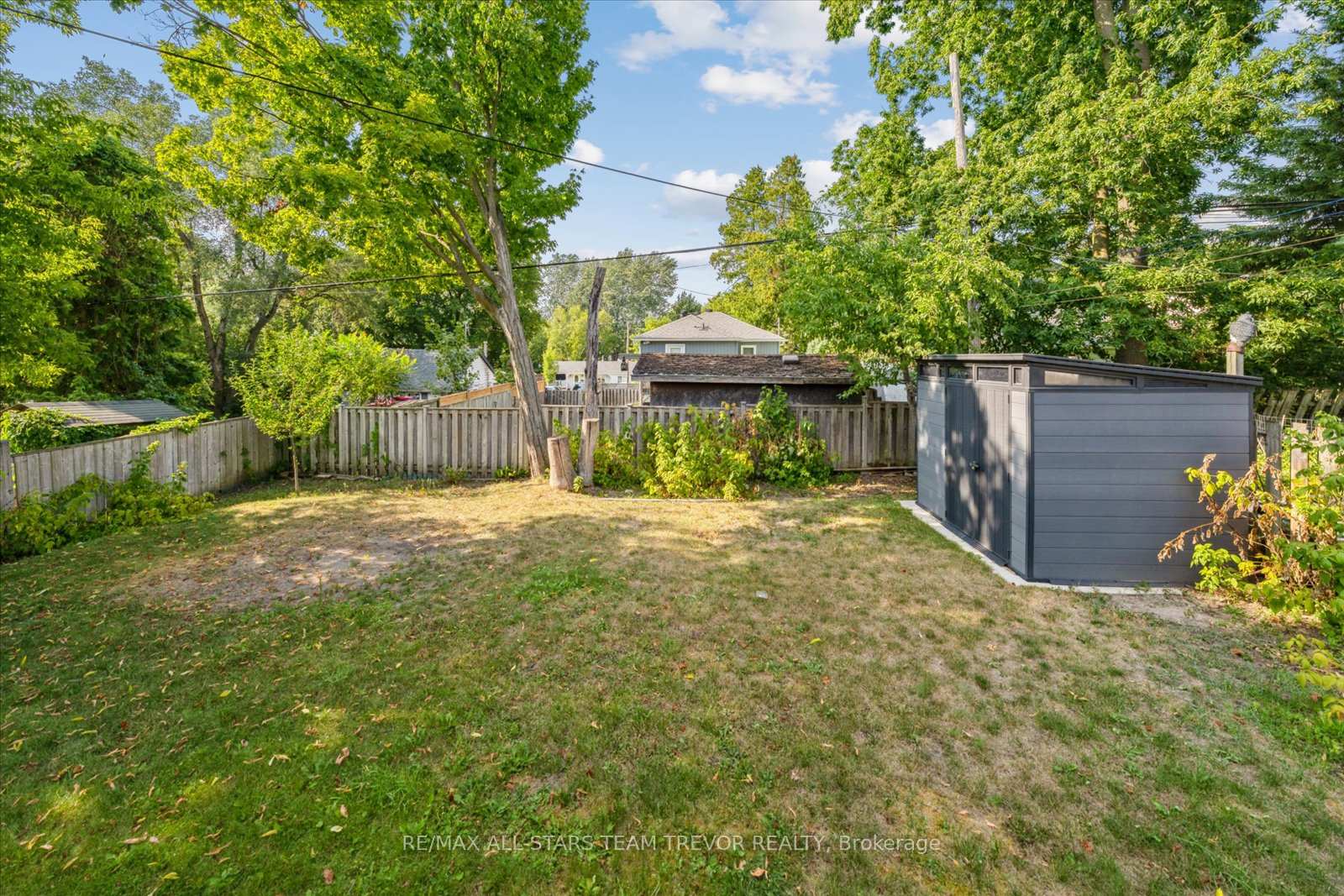 Photo 23 of 246 Glenwoods Avenue, Georgina, Keswick South — HOMEH