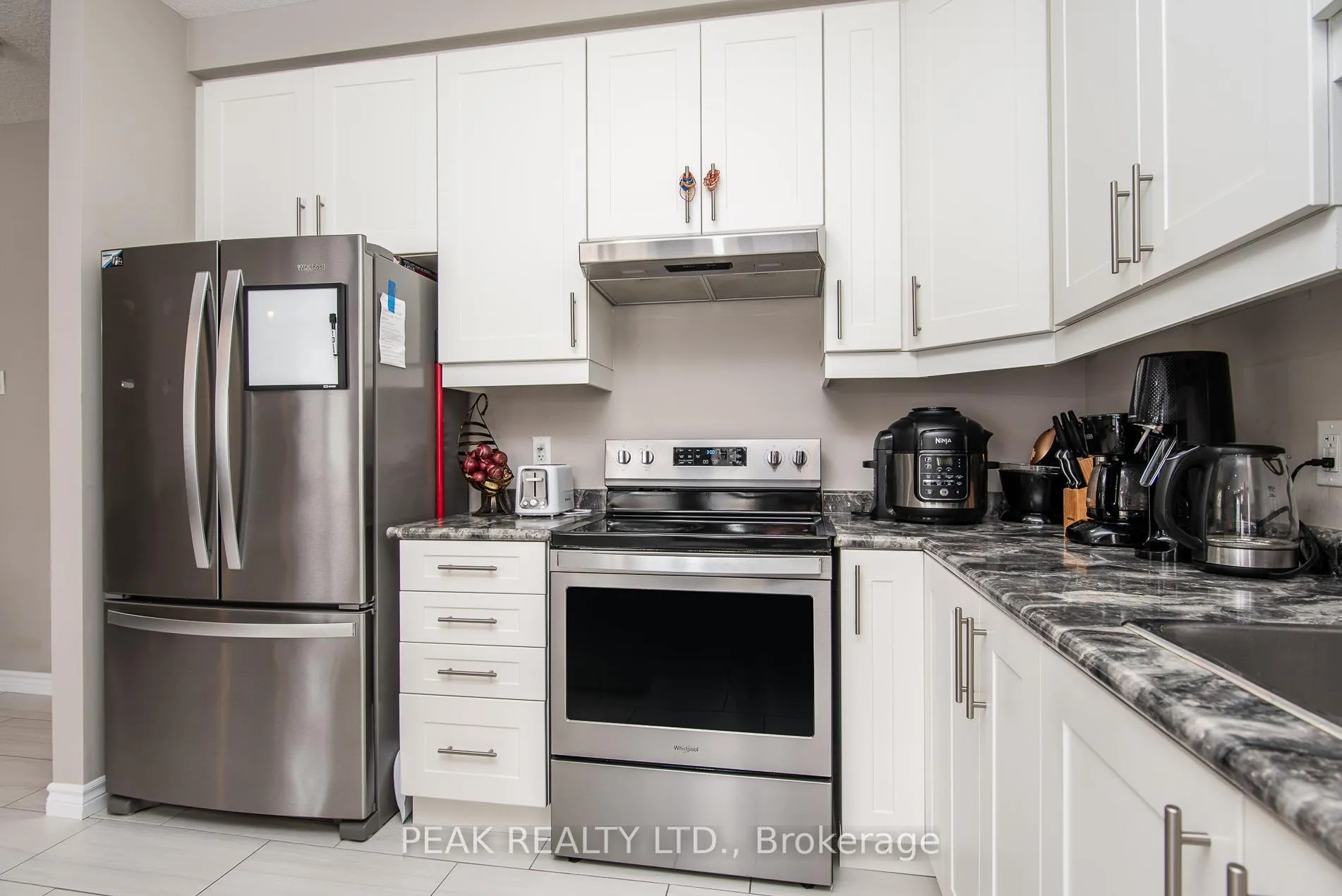 Photo 12 of 49 Gleason Crescent, Kitchener — HOMEH