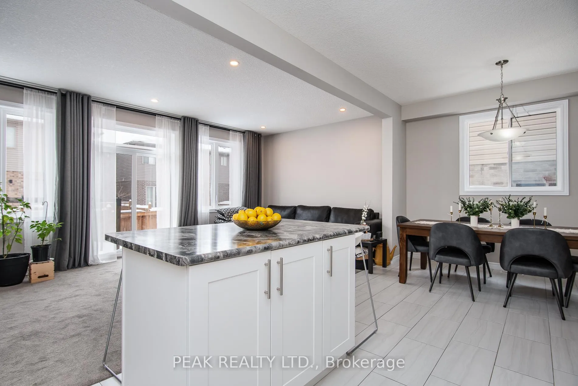 Photo 14 of 49 Gleason Crescent, Kitchener — HOMEH