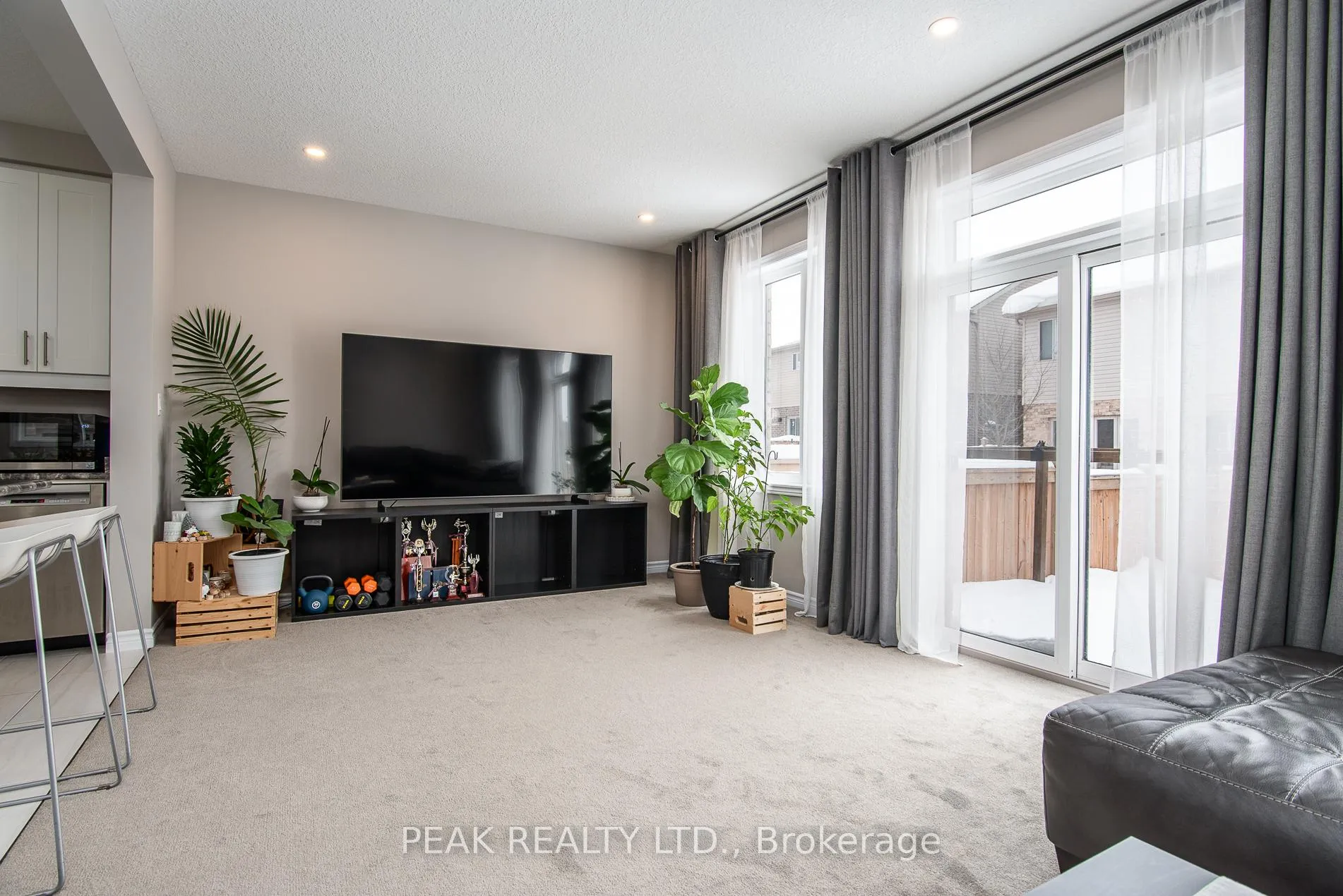 Photo 17 of 49 Gleason Crescent, Kitchener — HOMEH
