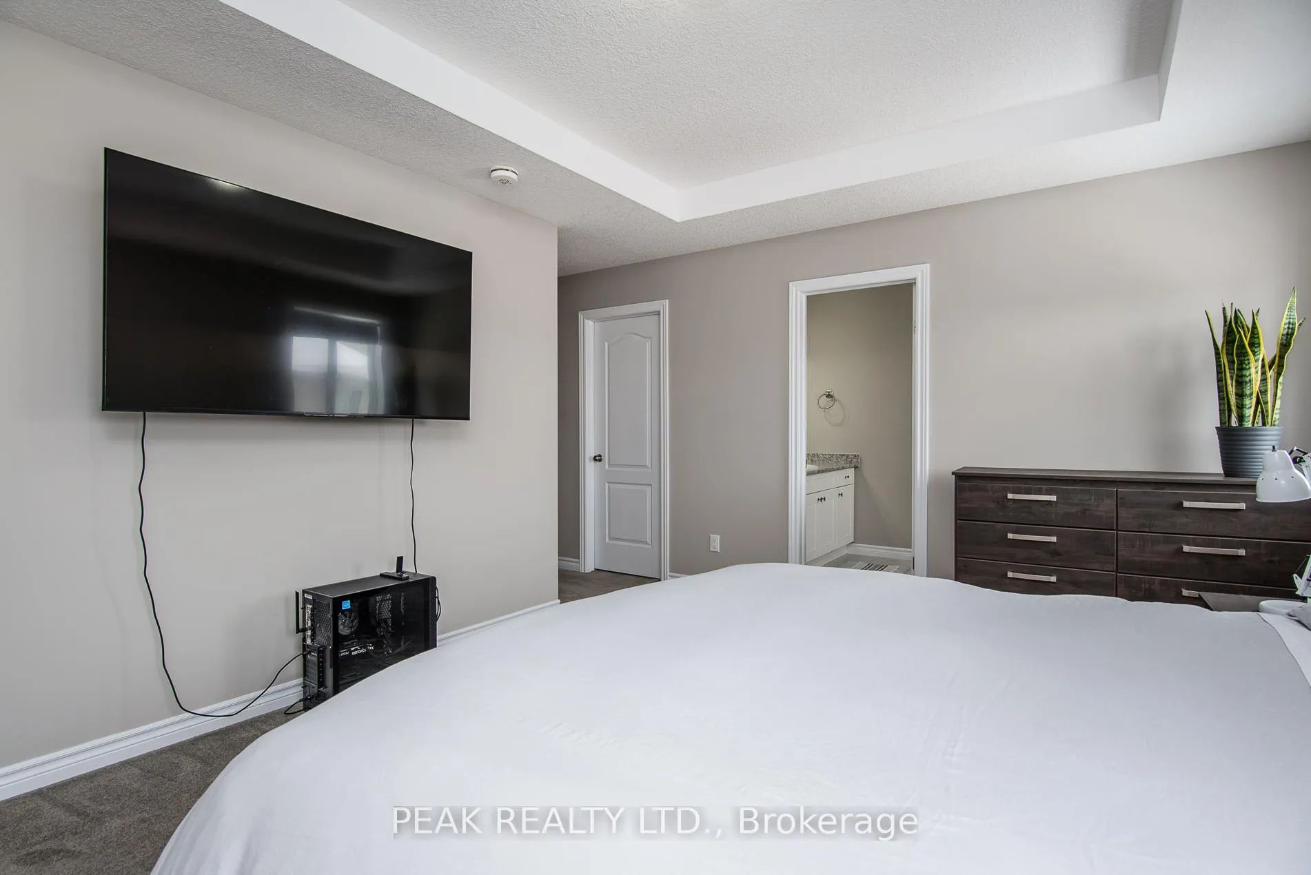 Photo 30 of 49 Gleason Crescent, Kitchener — HOMEH