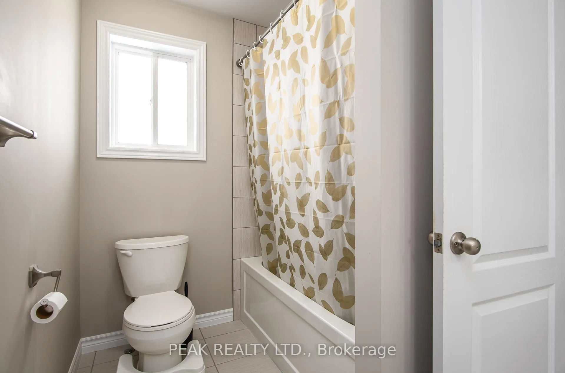 Photo 32 of 49 Gleason Crescent, Kitchener — HOMEH