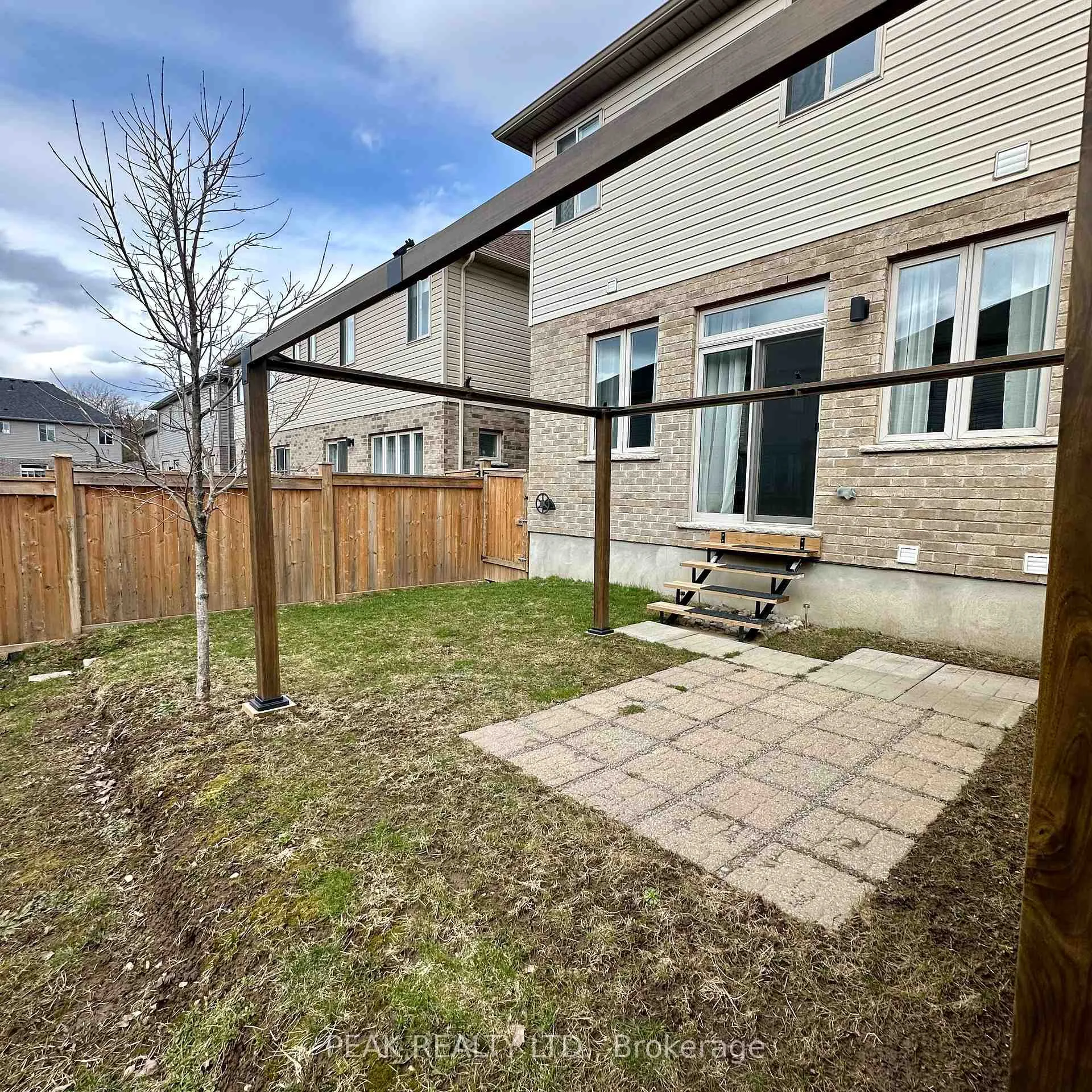 Photo 40 of 49 Gleason Crescent, Kitchener — HOMEH