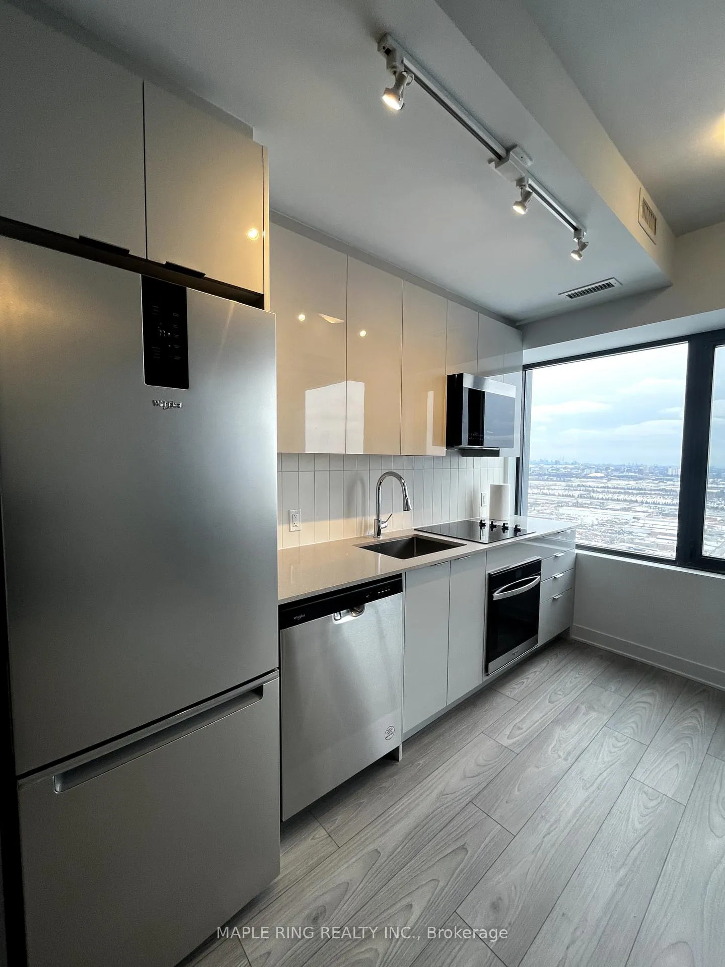 Photo 2 of Unit 3008, 2920 Highway 7, Vaughan, Vaughan Corporate Centre — HOMEH