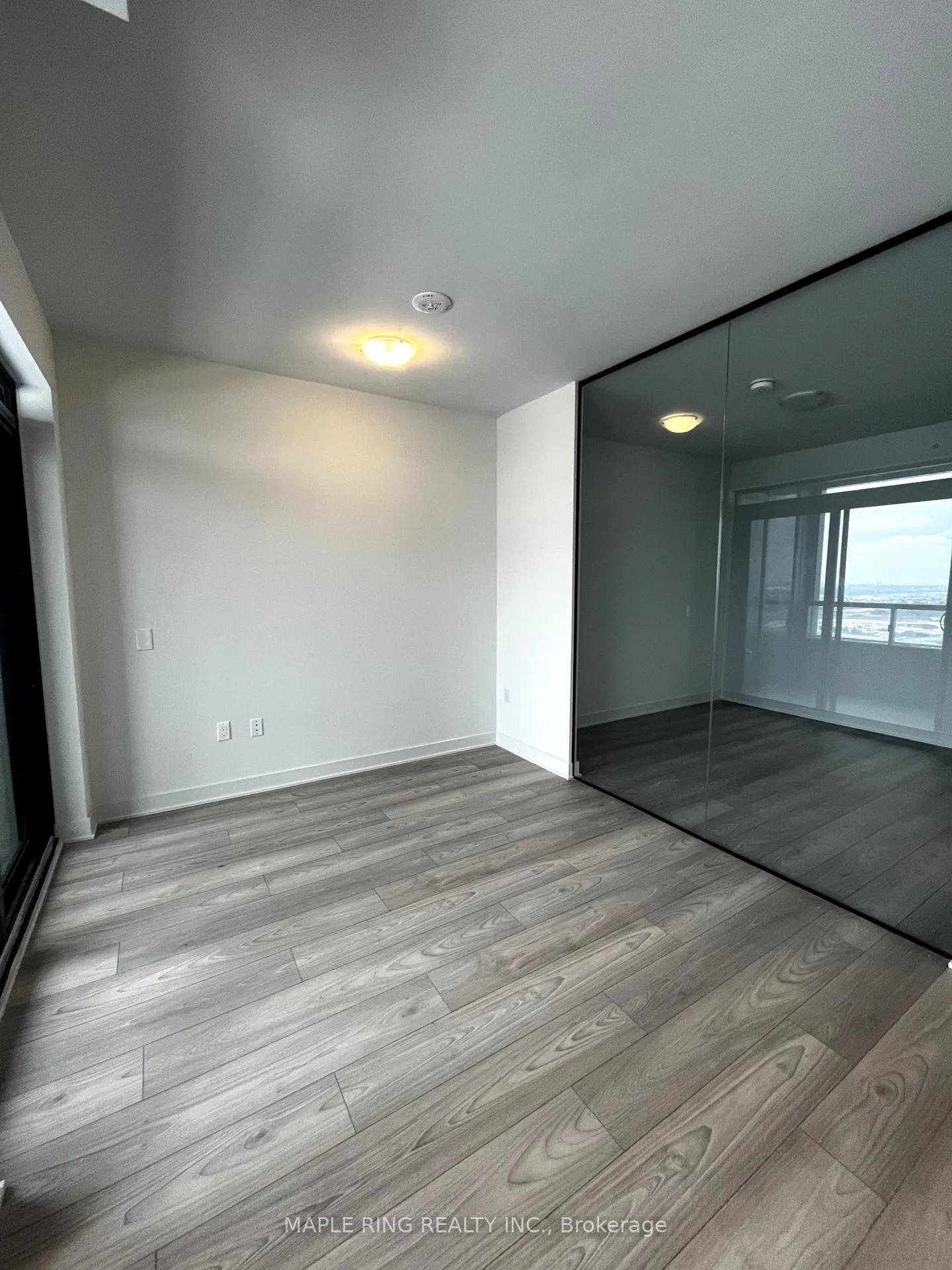 Photo 7 of Unit 3008, 2920 Highway 7, Vaughan, Vaughan Corporate Centre — HOMEH