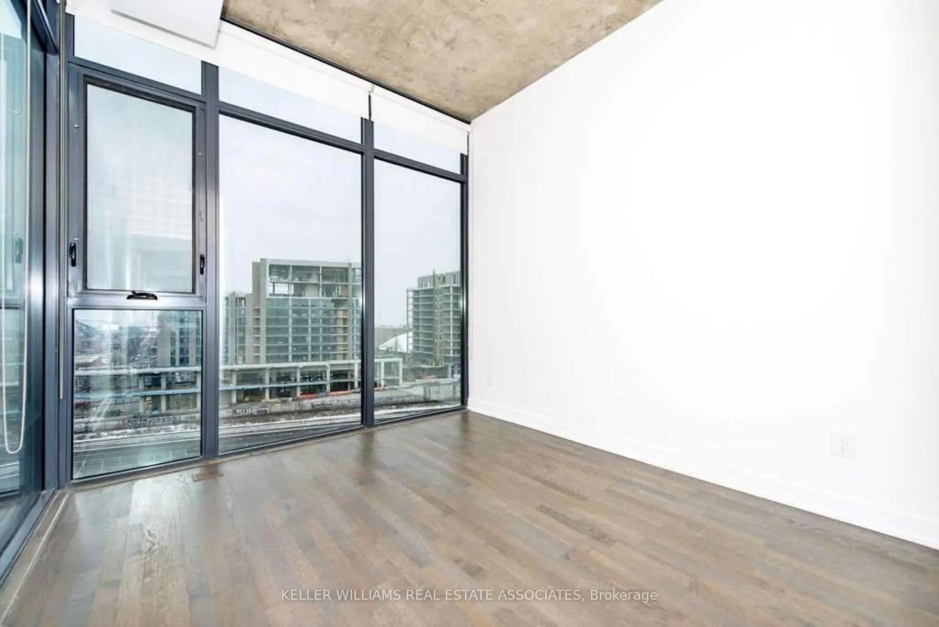 Photo 9 of Unit 1002, 8 Dovercourt Road, Toronto, Little Portugal — HOMEH