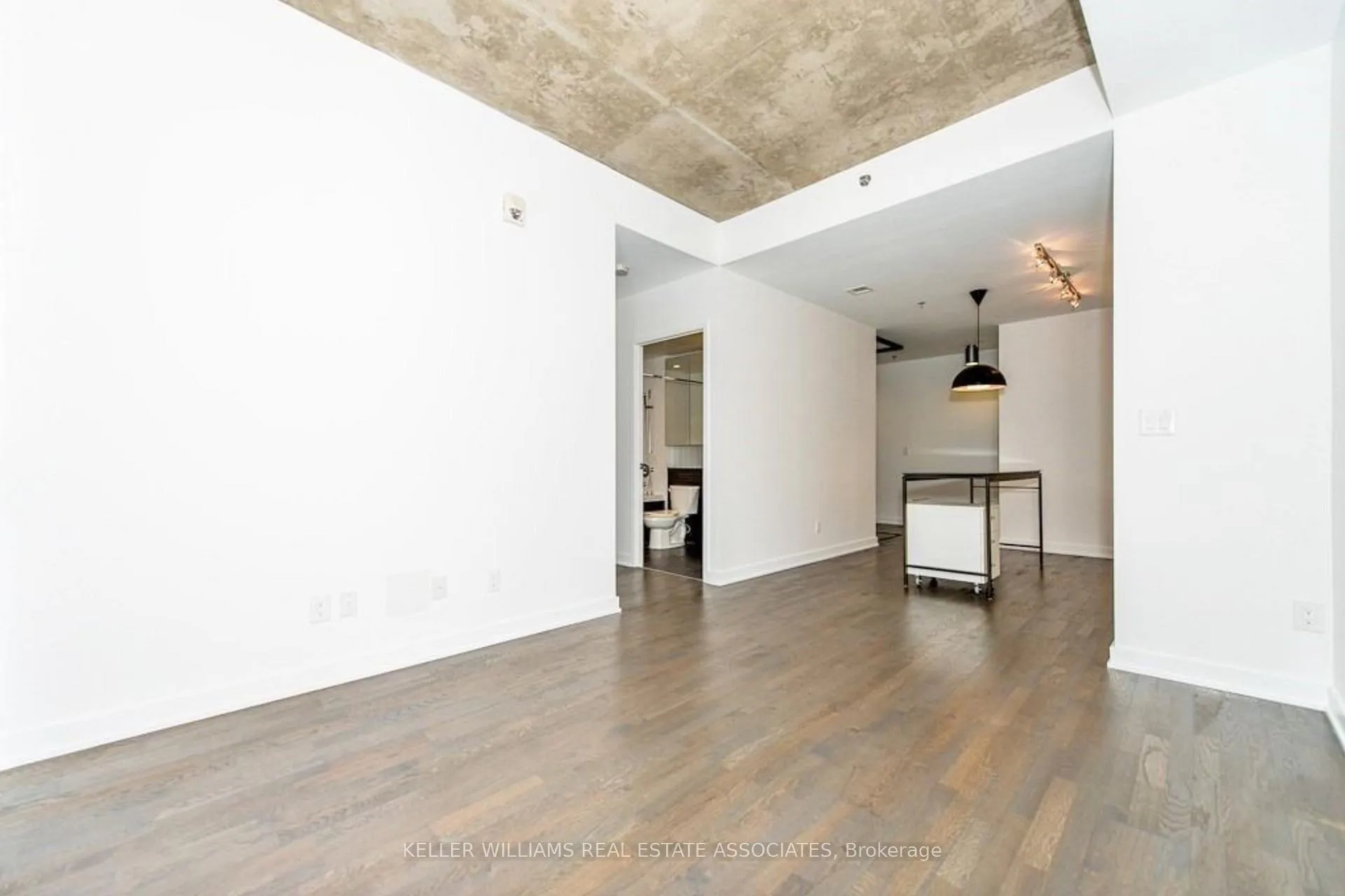 Photo 11 of Unit 1002, 8 Dovercourt Road, Toronto, Little Portugal — HOMEH