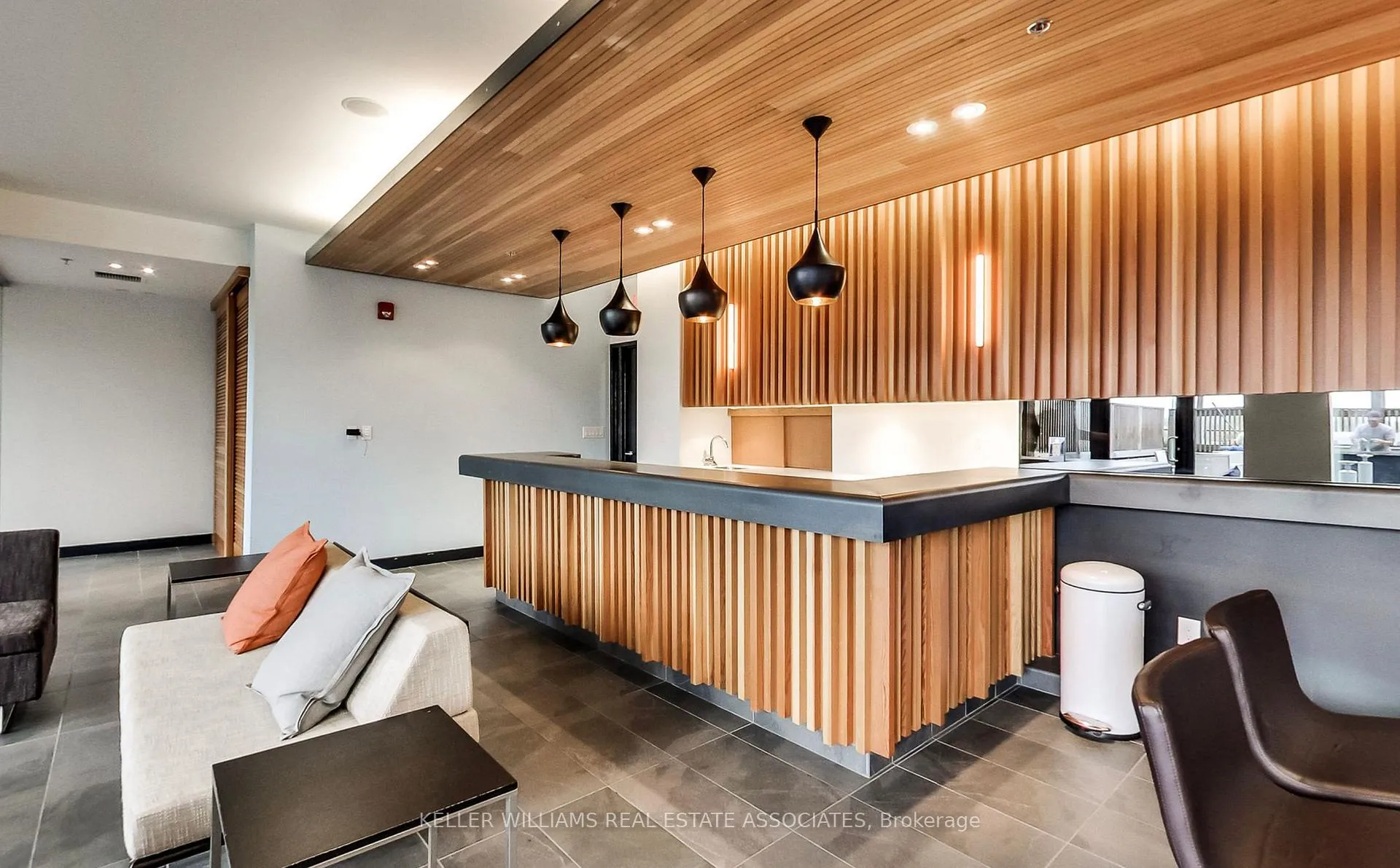 Photo 17 of Unit 1002, 8 Dovercourt Road, Toronto, Little Portugal — HOMEH