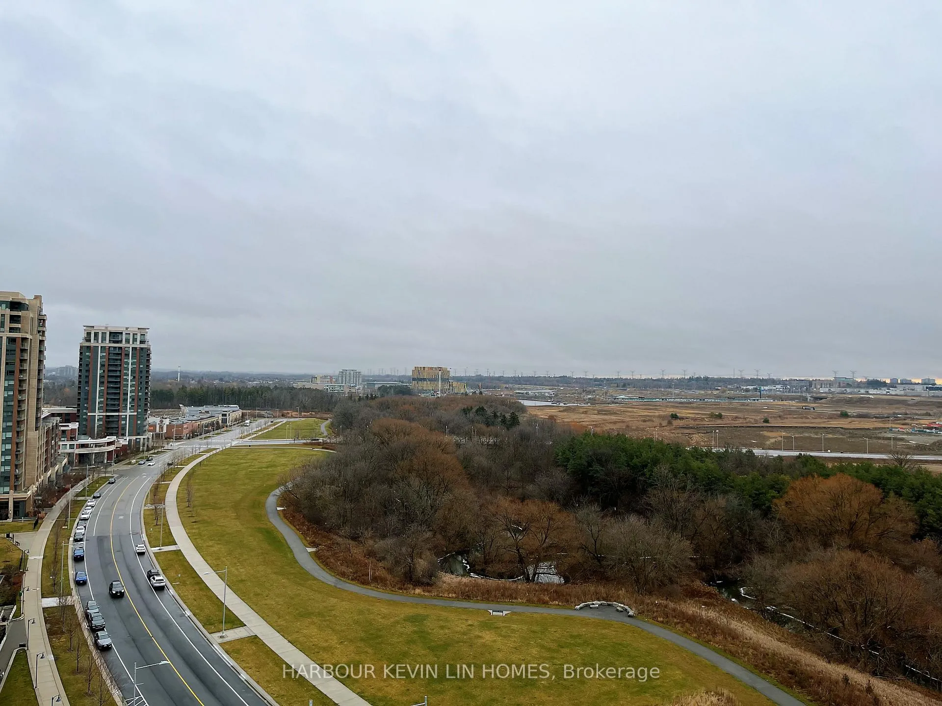 Photo 12 of Unit 1611, 8 Water Walk Drive, Markham, Unionville — HOMEH