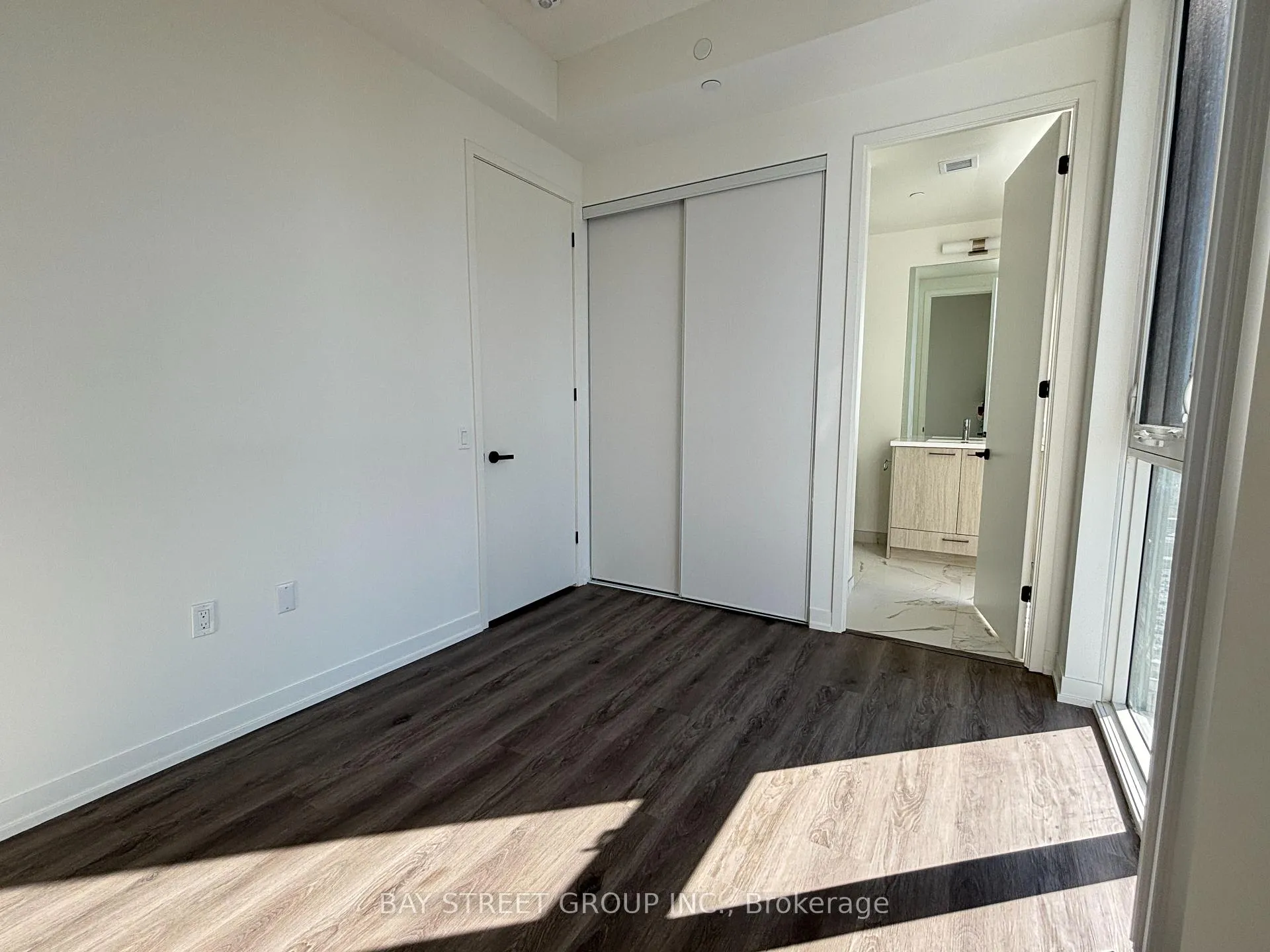 Photo 20 of Unit 4612, 28 Interchange Way, Vaughan, Vaughan Corporate Centre — HOMEH