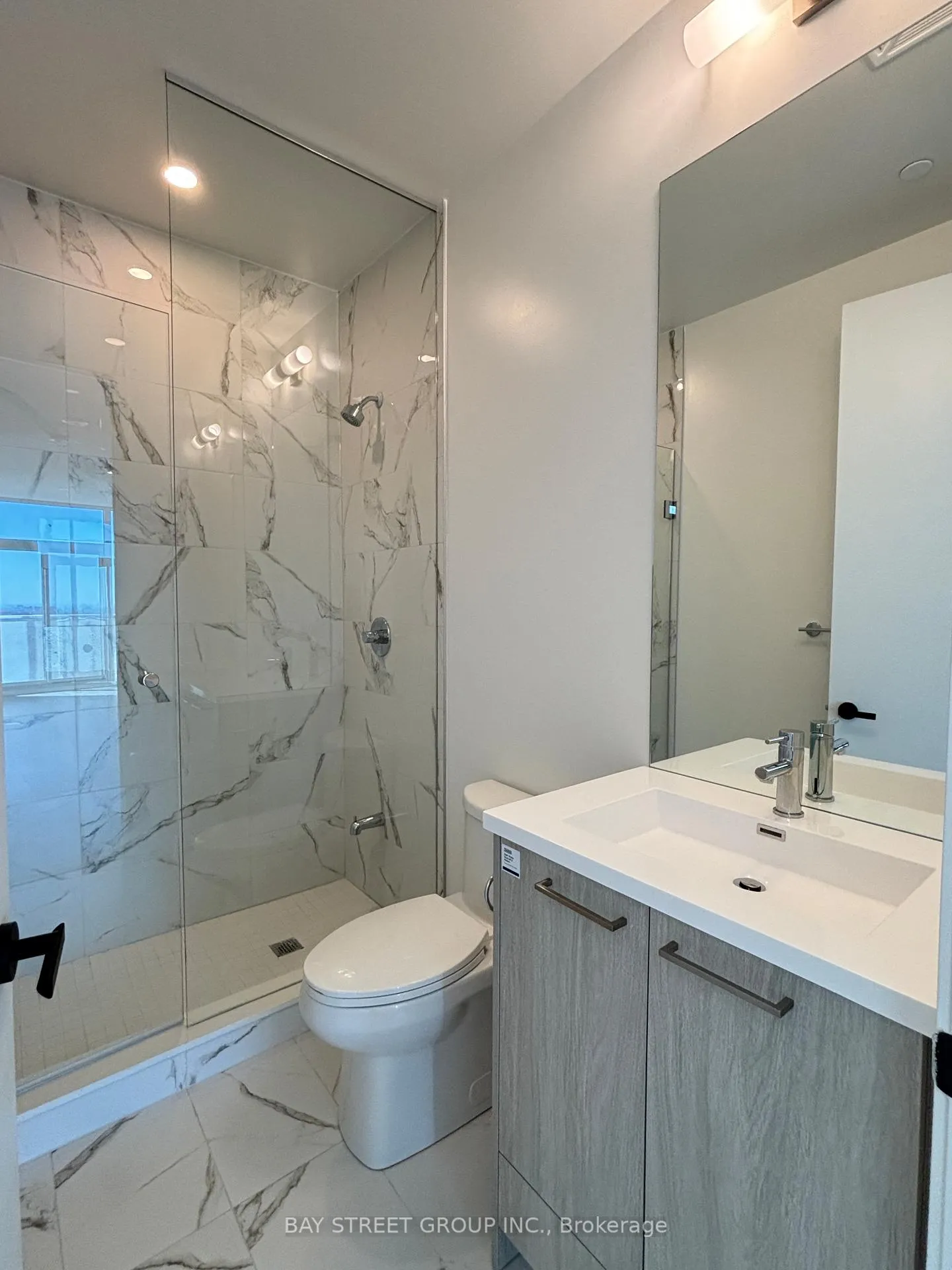 Photo 25 of Unit 4612, 28 Interchange Way, Vaughan, Vaughan Corporate Centre — HOMEH
