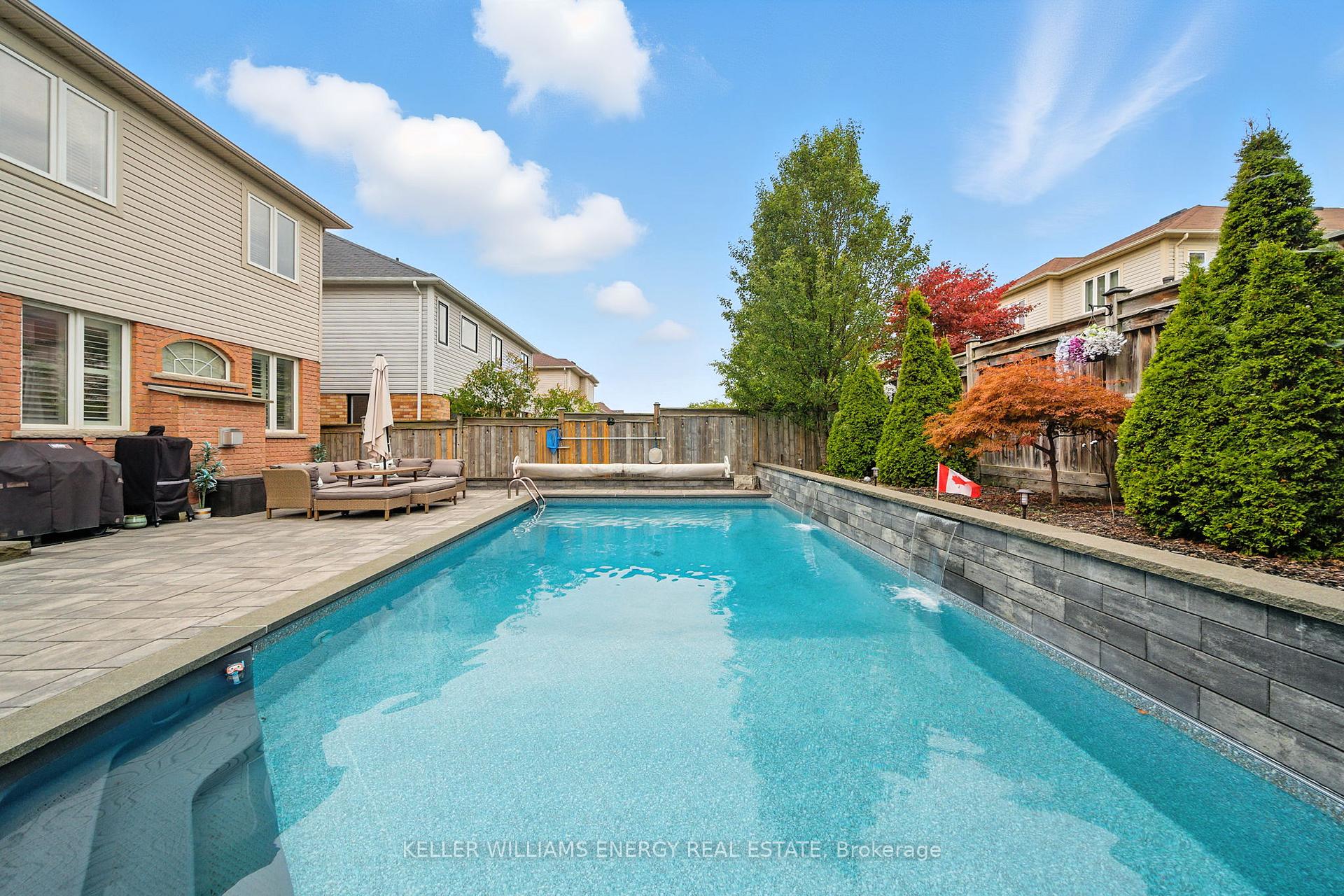 Photo 3 of 26 Kersey Crescent, Clarington, Courtice — HOMEH
