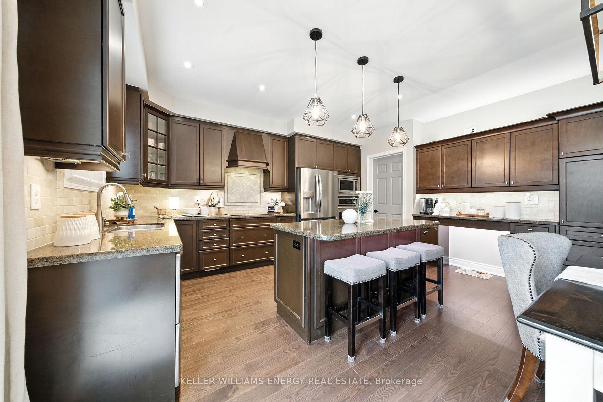 Photo 8 of 26 Kersey Crescent, Clarington, Courtice — HOMEH