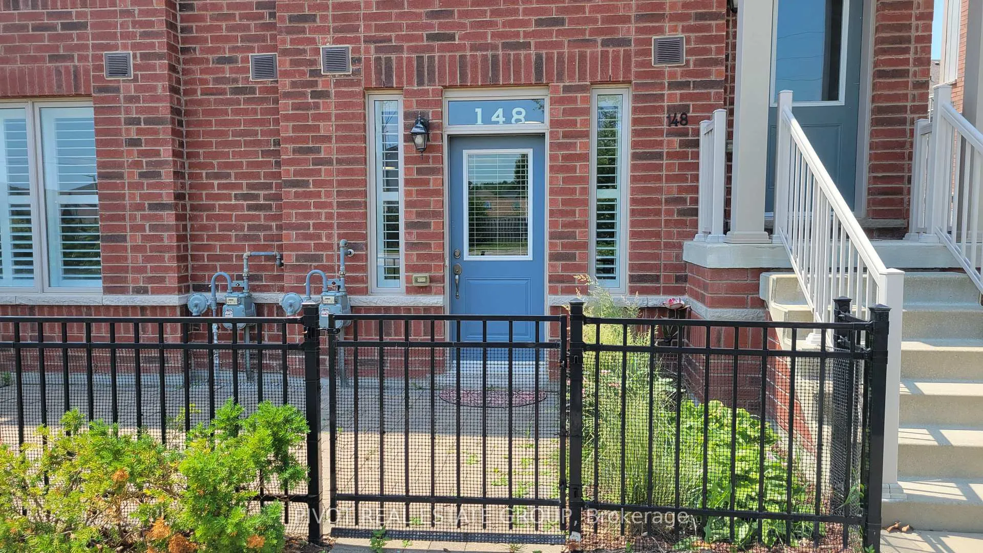 Front of Unit 23, 148 Watson Parkway N