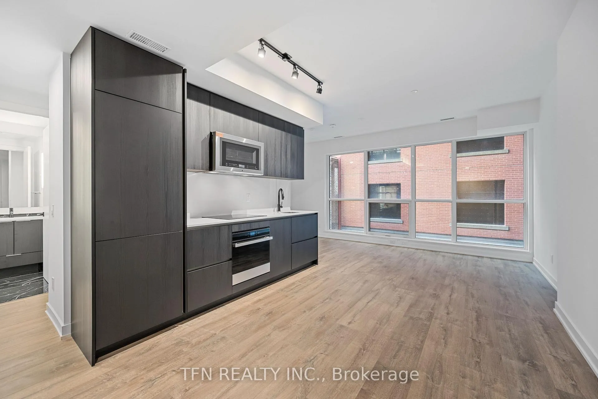 Front of Unit 301, 327 King Street W