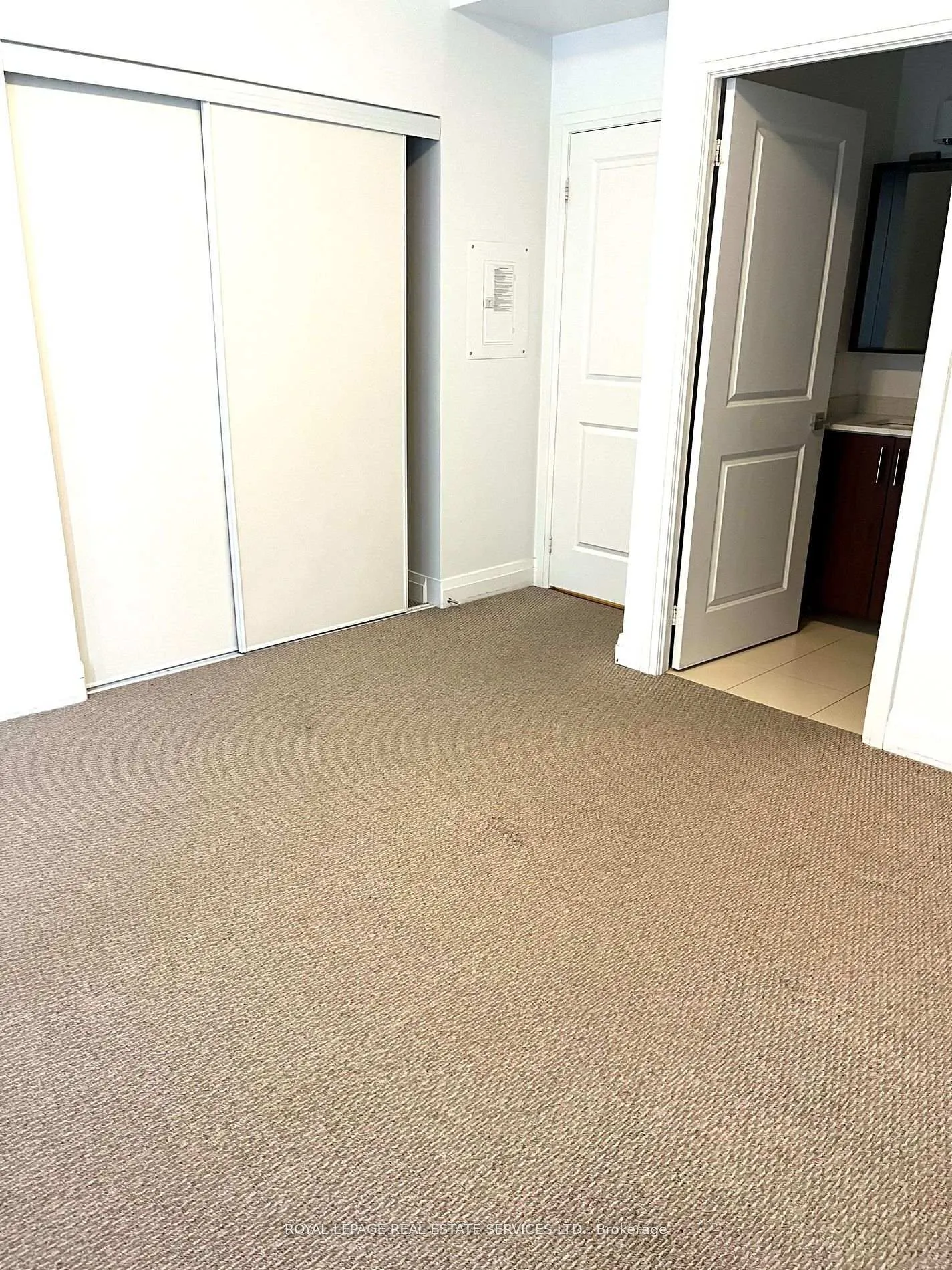 Photo 13 of Unit 1011, 3700 Highway 7, Vaughan, East Woodbridge — HOMEH
