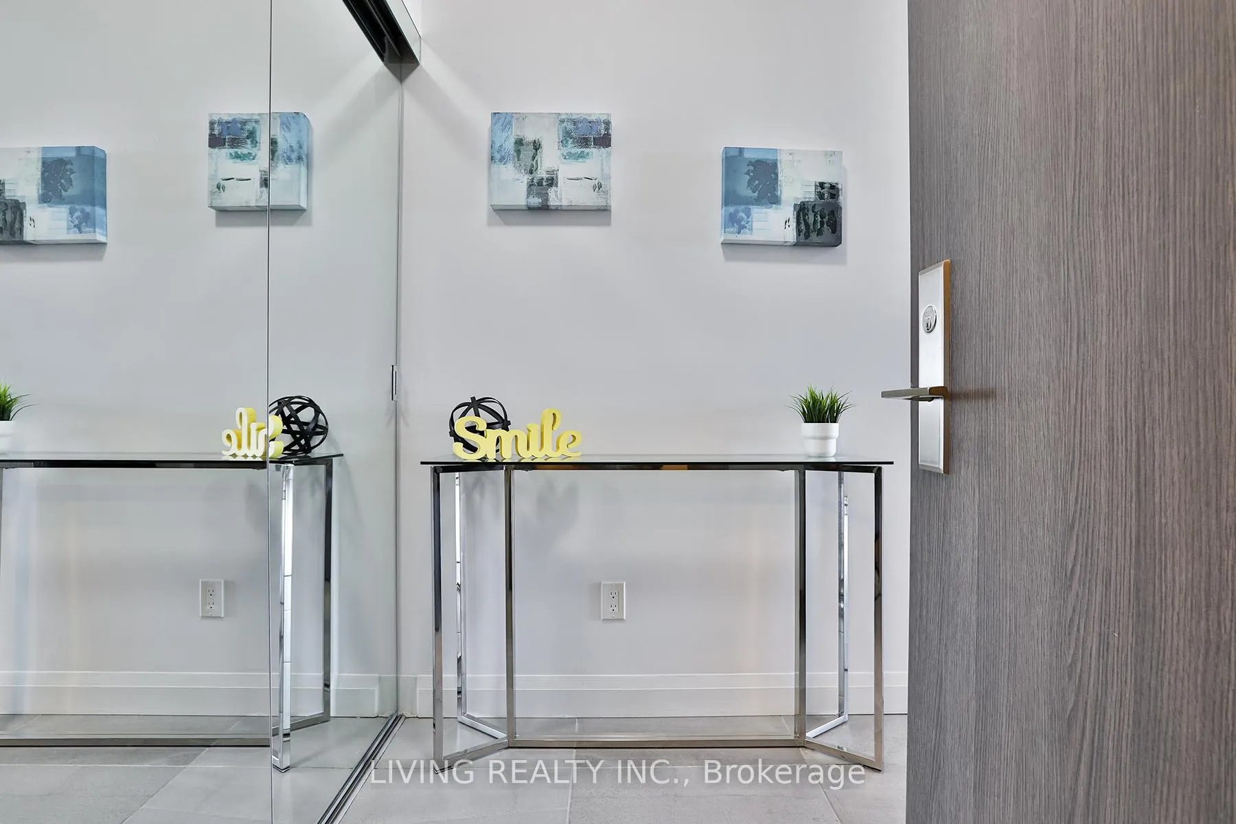 Photo 2 of Unit 2101, 15 Water Walk Drive, Markham, Unionville — HOMEH