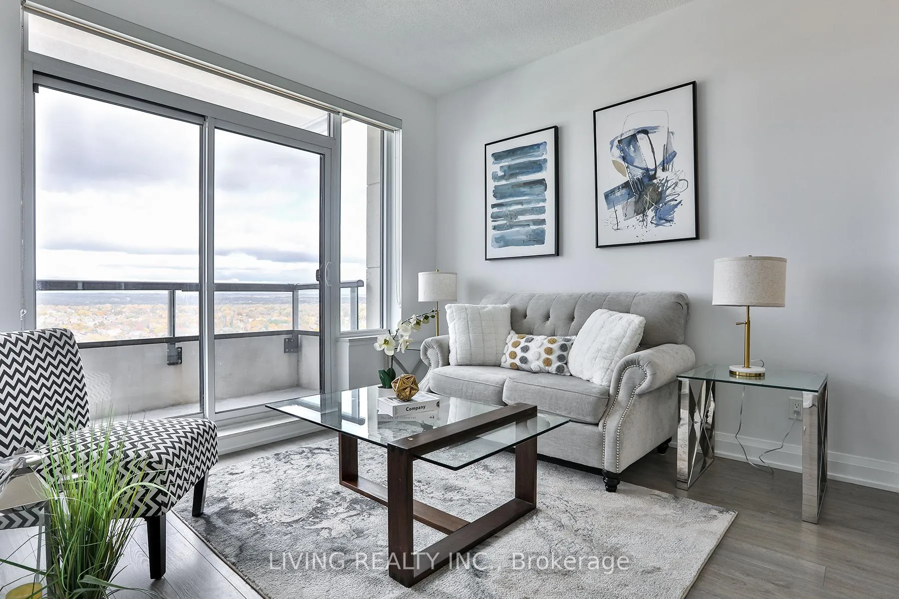 Photo 12 of Unit 2101, 15 Water Walk Drive, Markham, Unionville — HOMEH