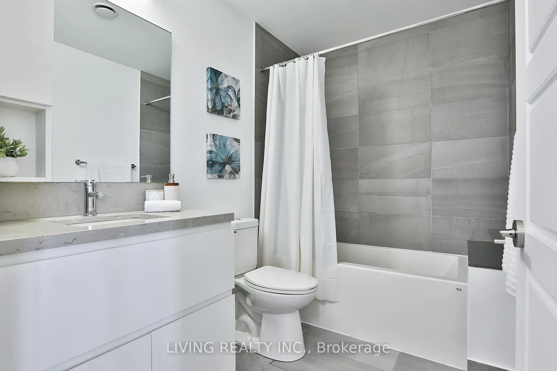 Photo 18 of Unit 2101, 15 Water Walk Drive, Markham, Unionville — HOMEH