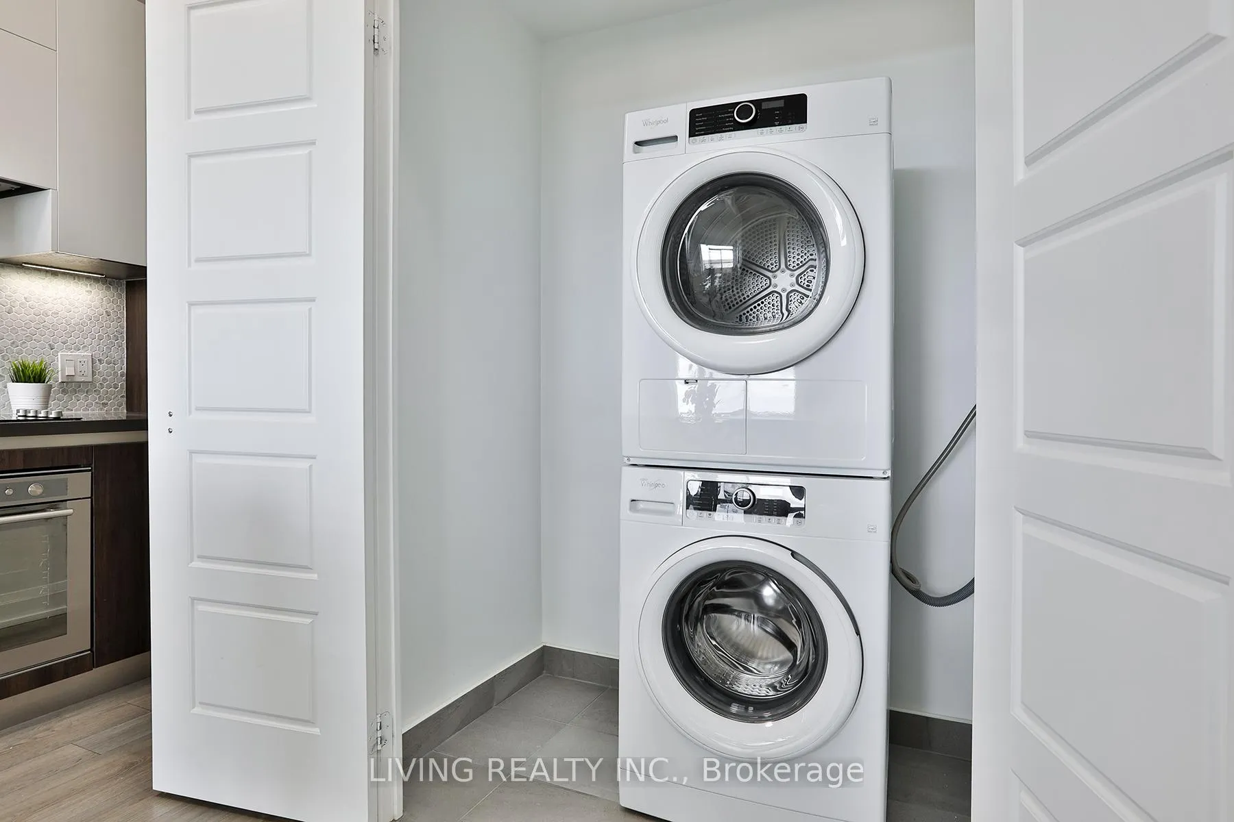Photo 19 of Unit 2101, 15 Water Walk Drive, Markham, Unionville — HOMEH