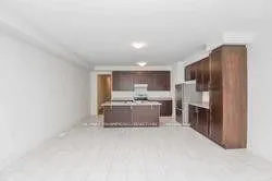 Photo 11 of 33 Adventura Road, Brampton, Northwest Brampton — HOMEH