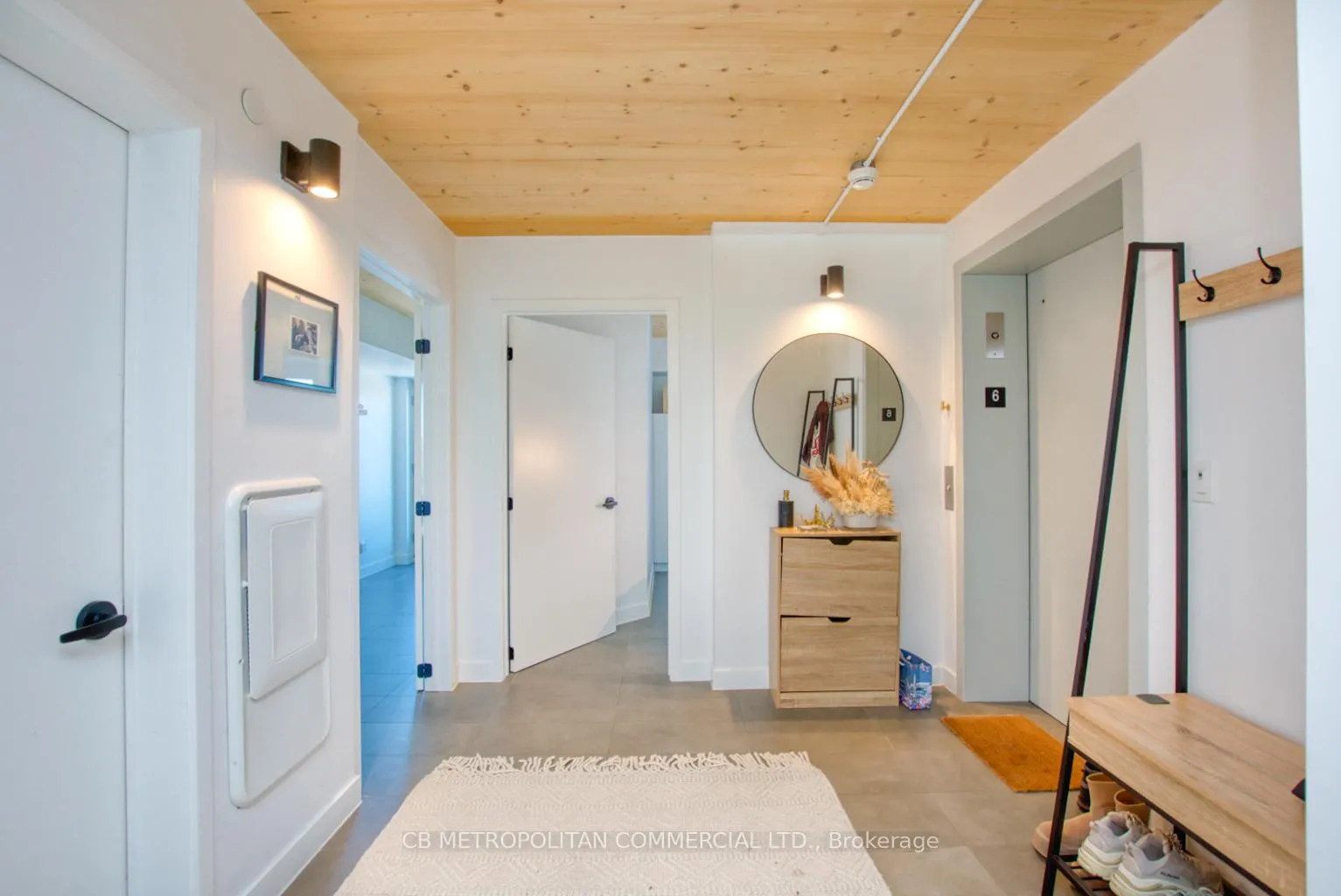 Photo 5 of Unit 601, 1598 Queen Street E, Toronto, Greenwood-Coxwell — HOMEH