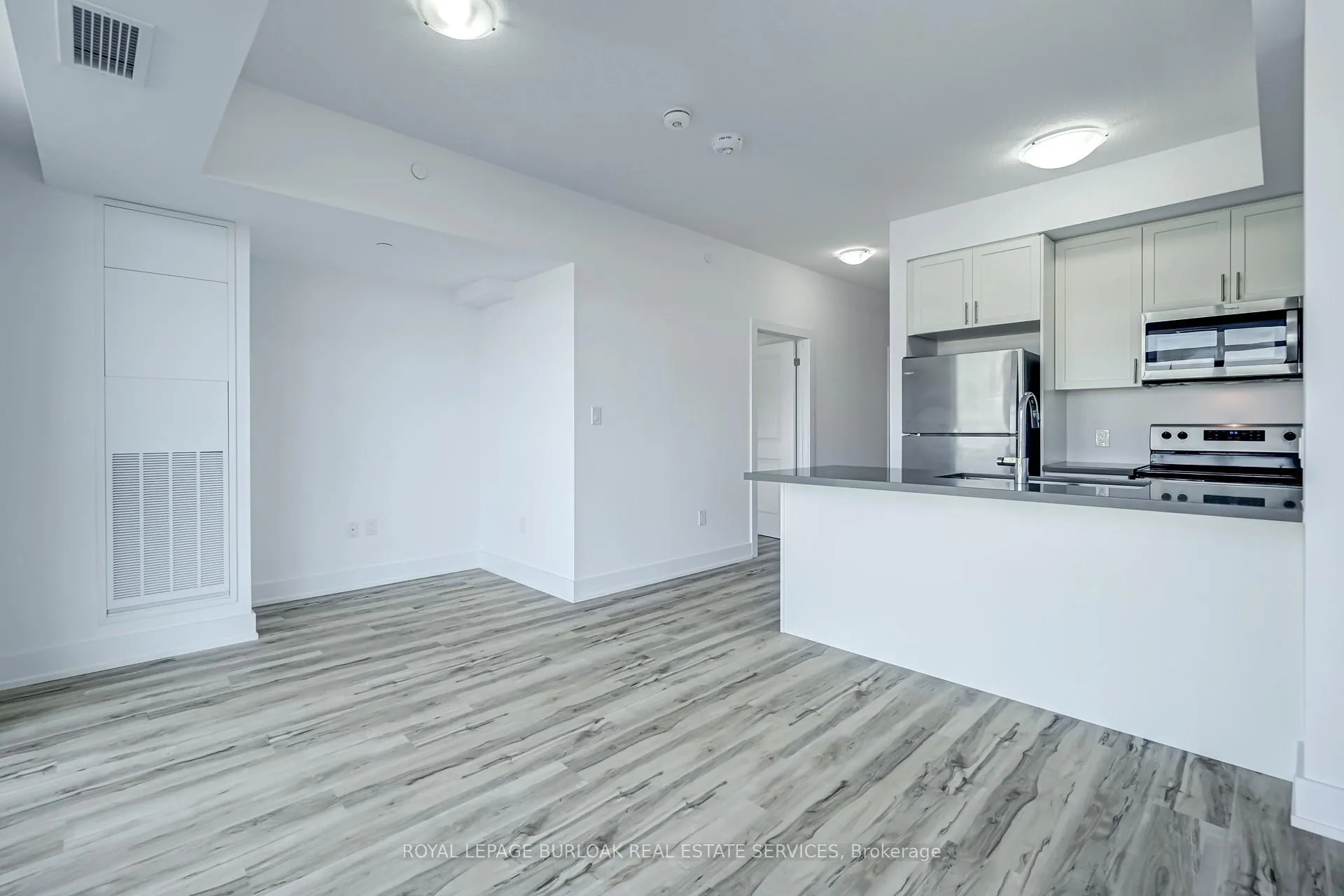 Photo 5 of Unit 204, 450 Dundas Street E, Hamilton, Waterdown — HOMEH