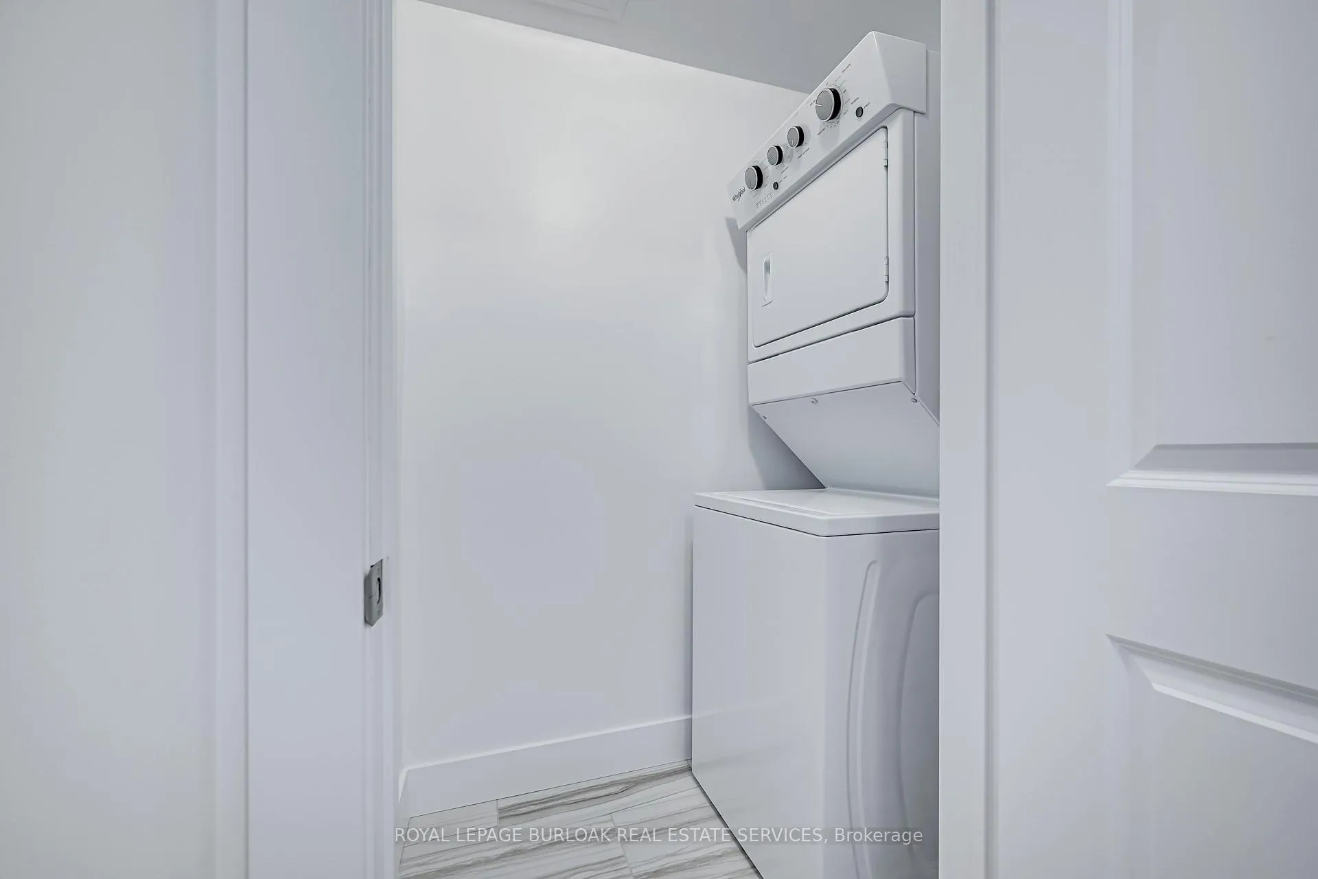 Photo 18 of Unit 204, 450 Dundas Street E, Hamilton, Waterdown — HOMEH
