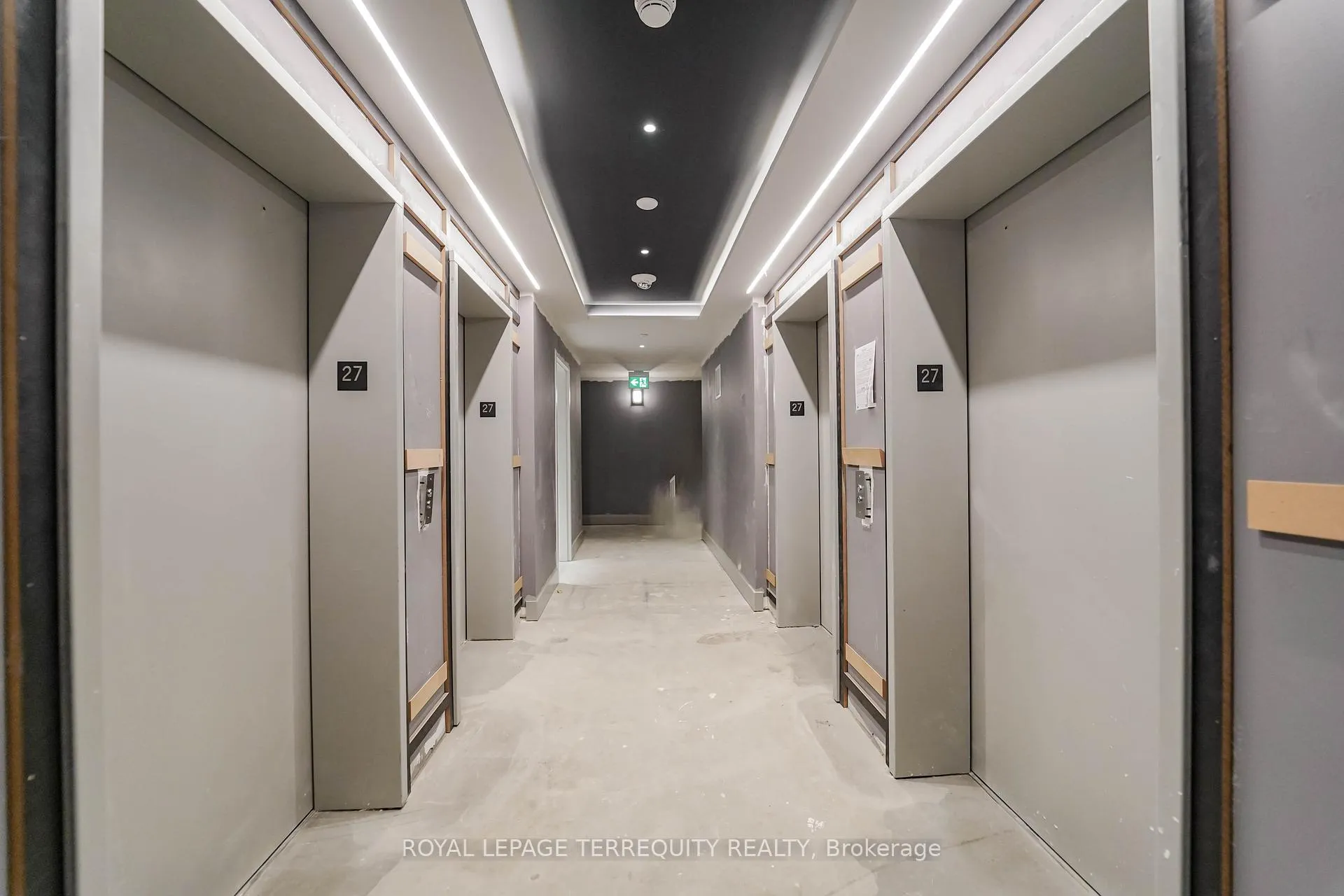 Photo 4 of Unit 2612, 50 Upper Mall Way, Vaughan, Brownridge — HOMEH