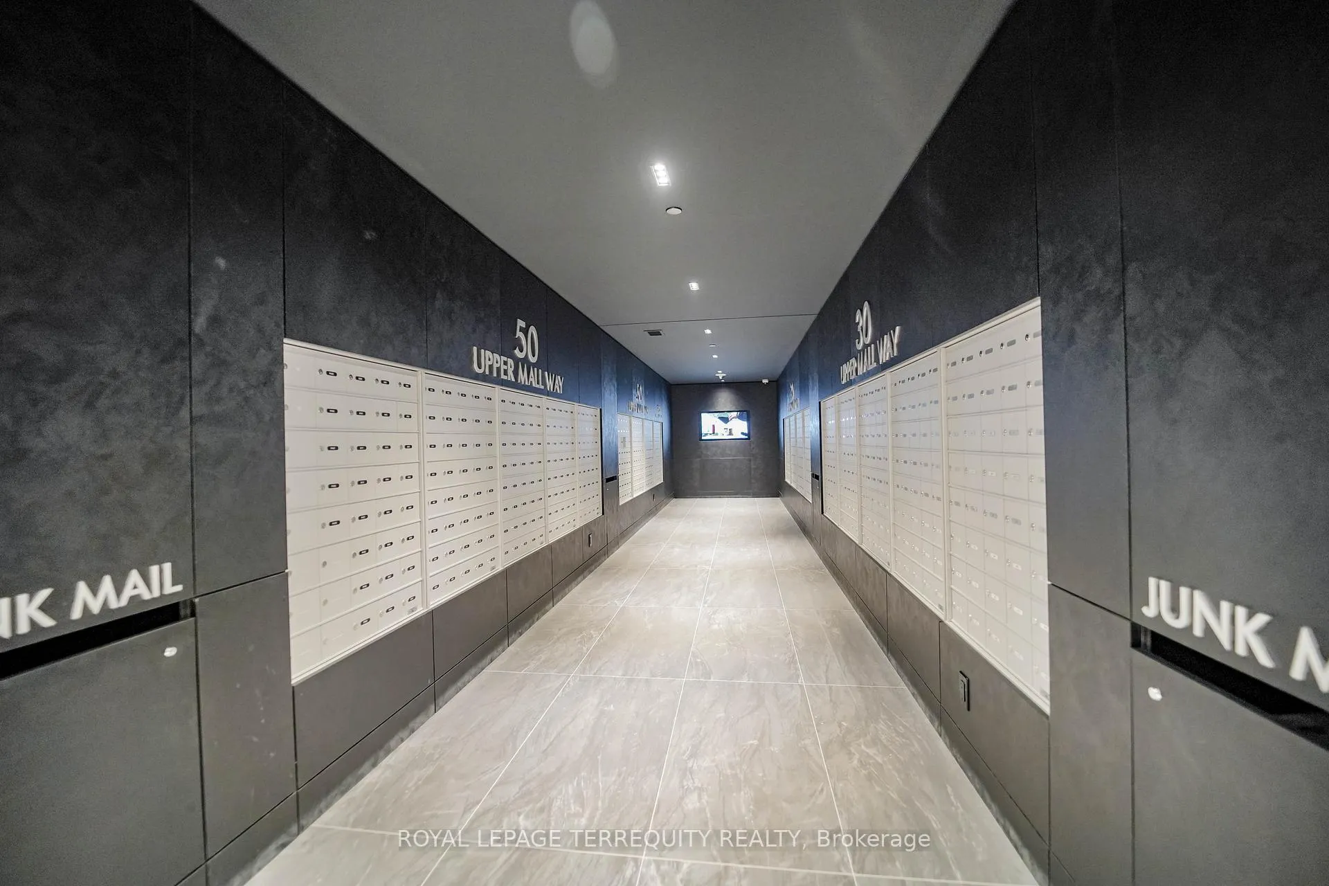 Photo 5 of Unit 2612, 50 Upper Mall Way, Vaughan, Brownridge — HOMEH