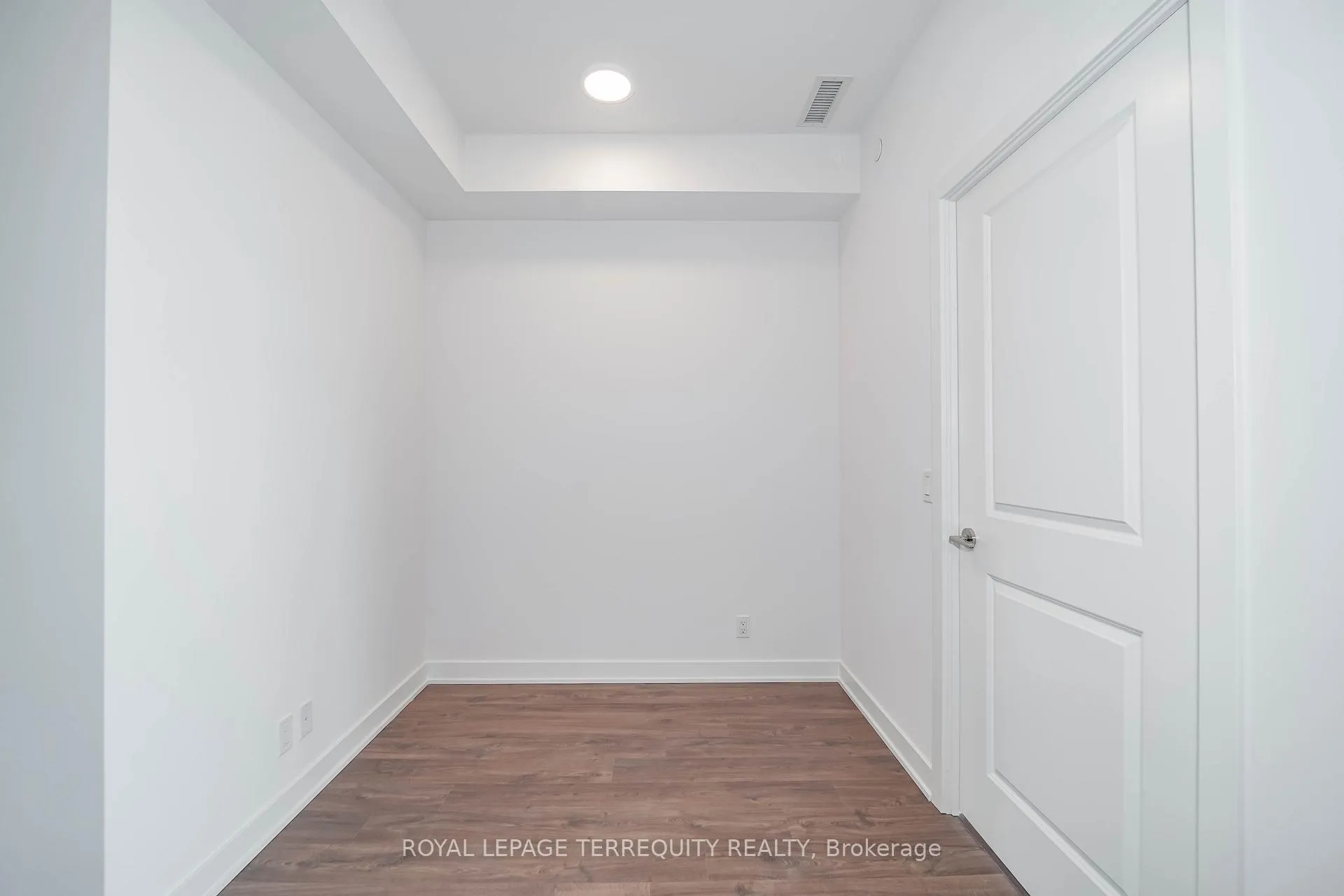 Photo 20 of Unit 2612, 50 Upper Mall Way, Vaughan, Brownridge — HOMEH