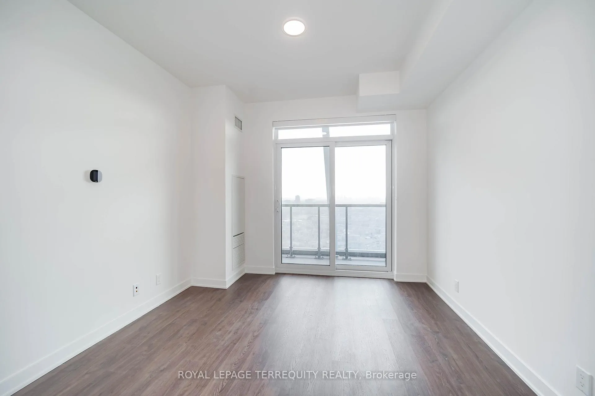 Photo 24 of Unit 2612, 50 Upper Mall Way, Vaughan, Brownridge — HOMEH